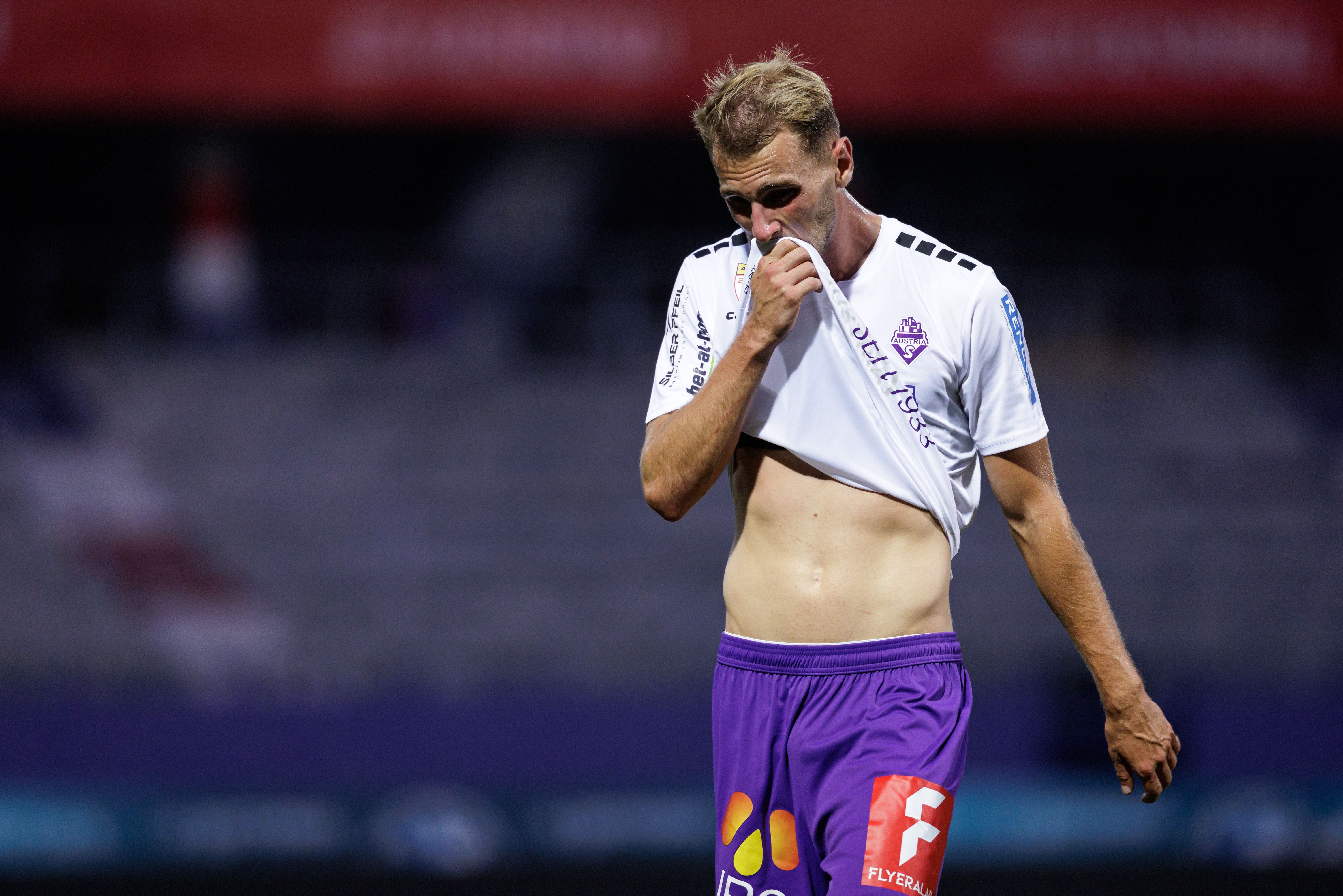 Ein enttäuschter Raphael Hofer von Austria Salzburg.