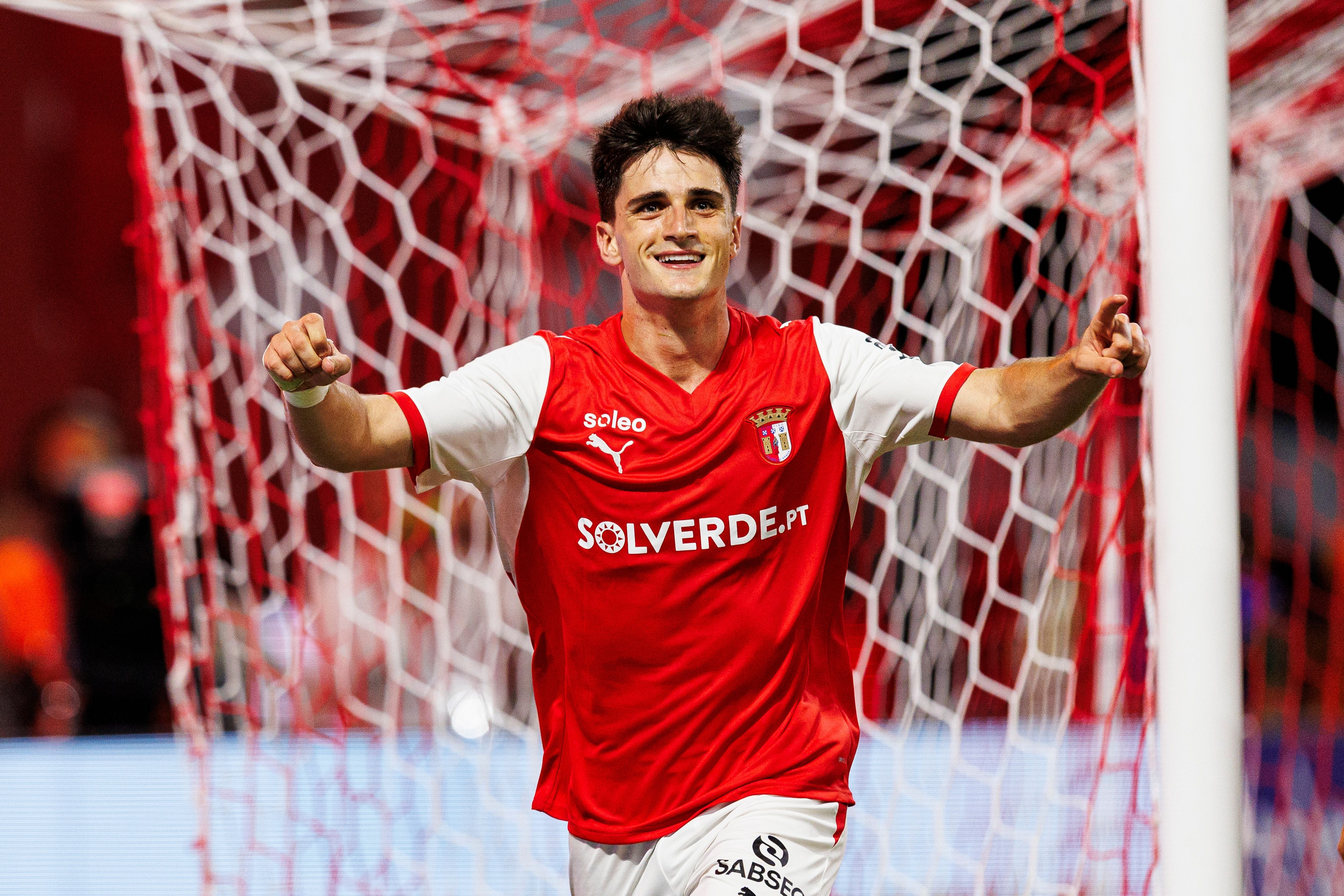 Braga-Torjäger Pau Victor.