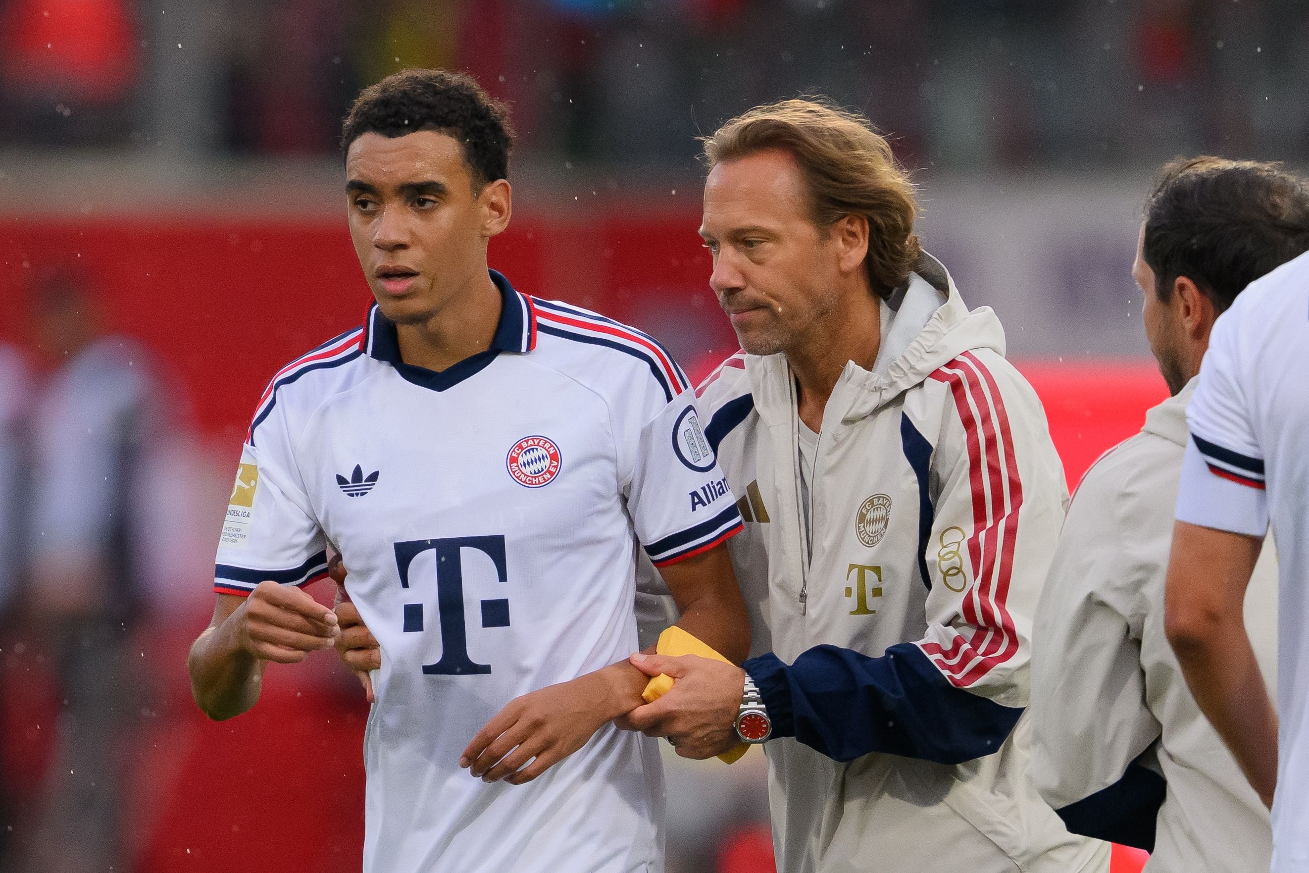 Große Sorgen um Bayern-Juwel Jamal Musiala.