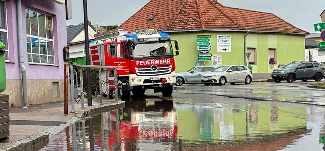 Zahlreiche Straßen wurden überflutet.