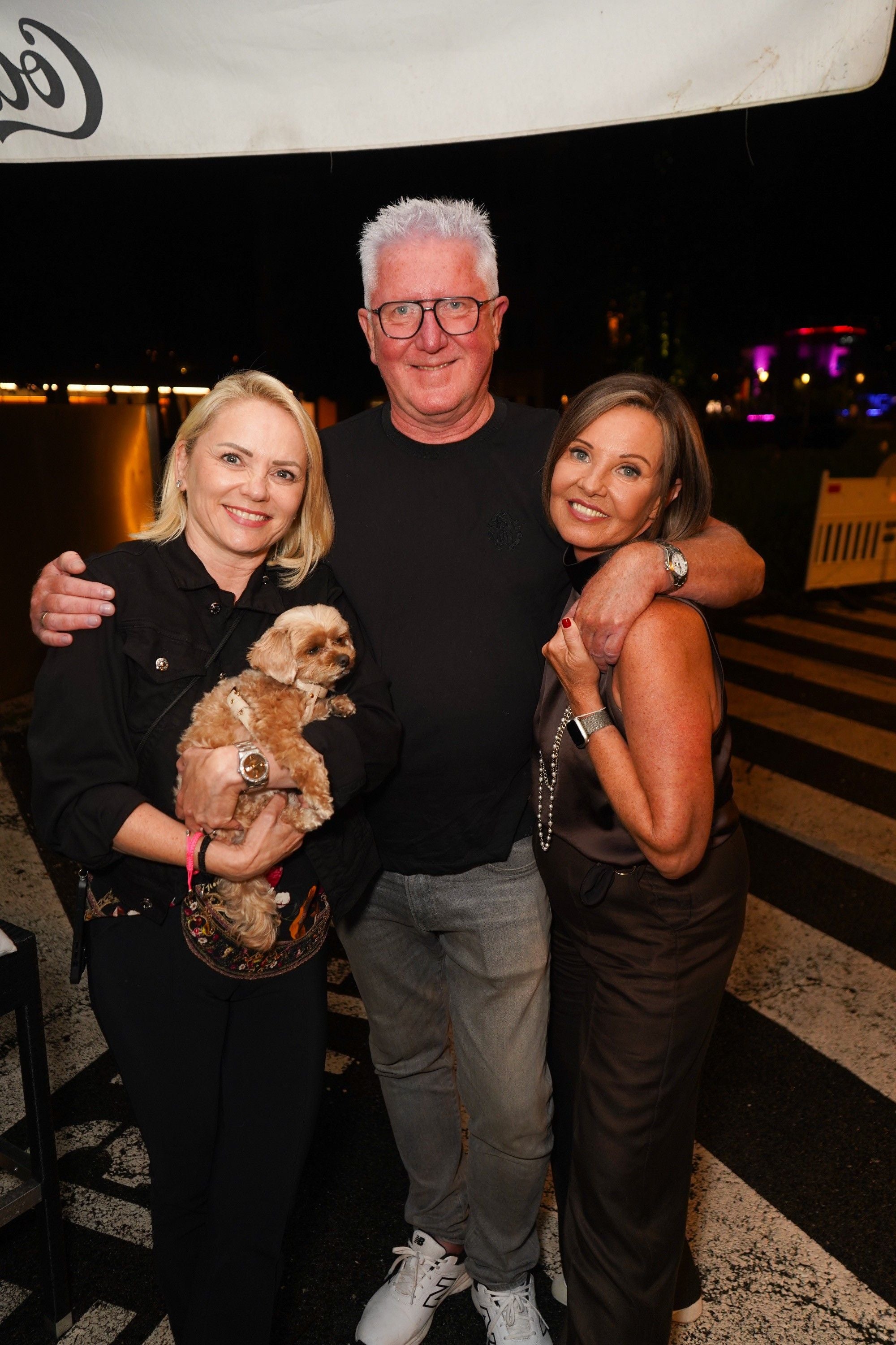 Manuela und Ernst Fischer mit Brigitte Annerl