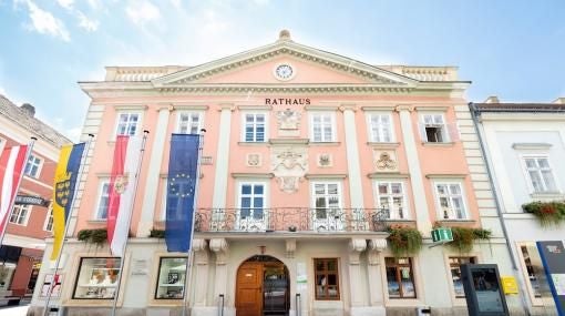 Das schöne Rathaus von Wiener Neustadt.