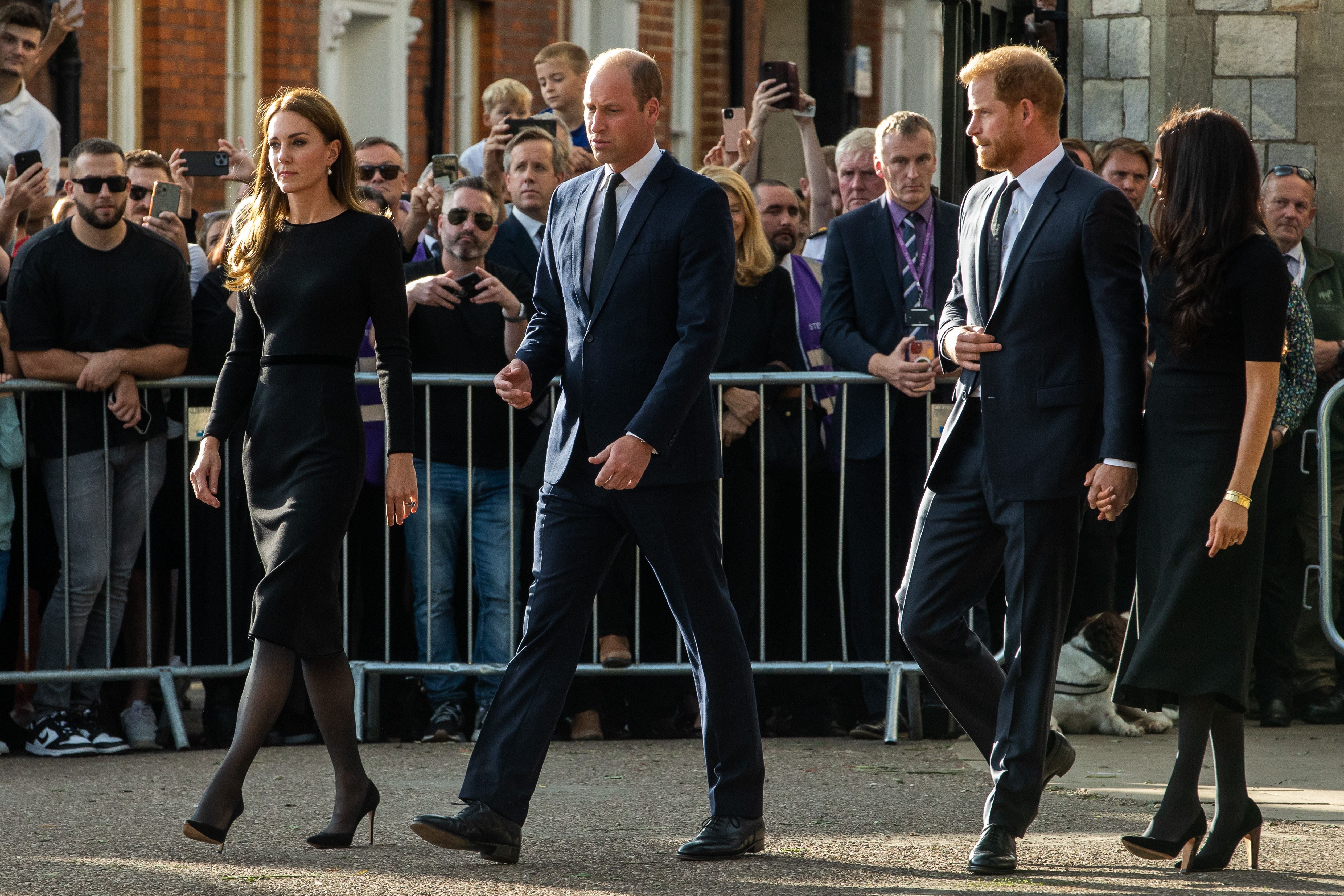 Kate, William, Harry und Meghan