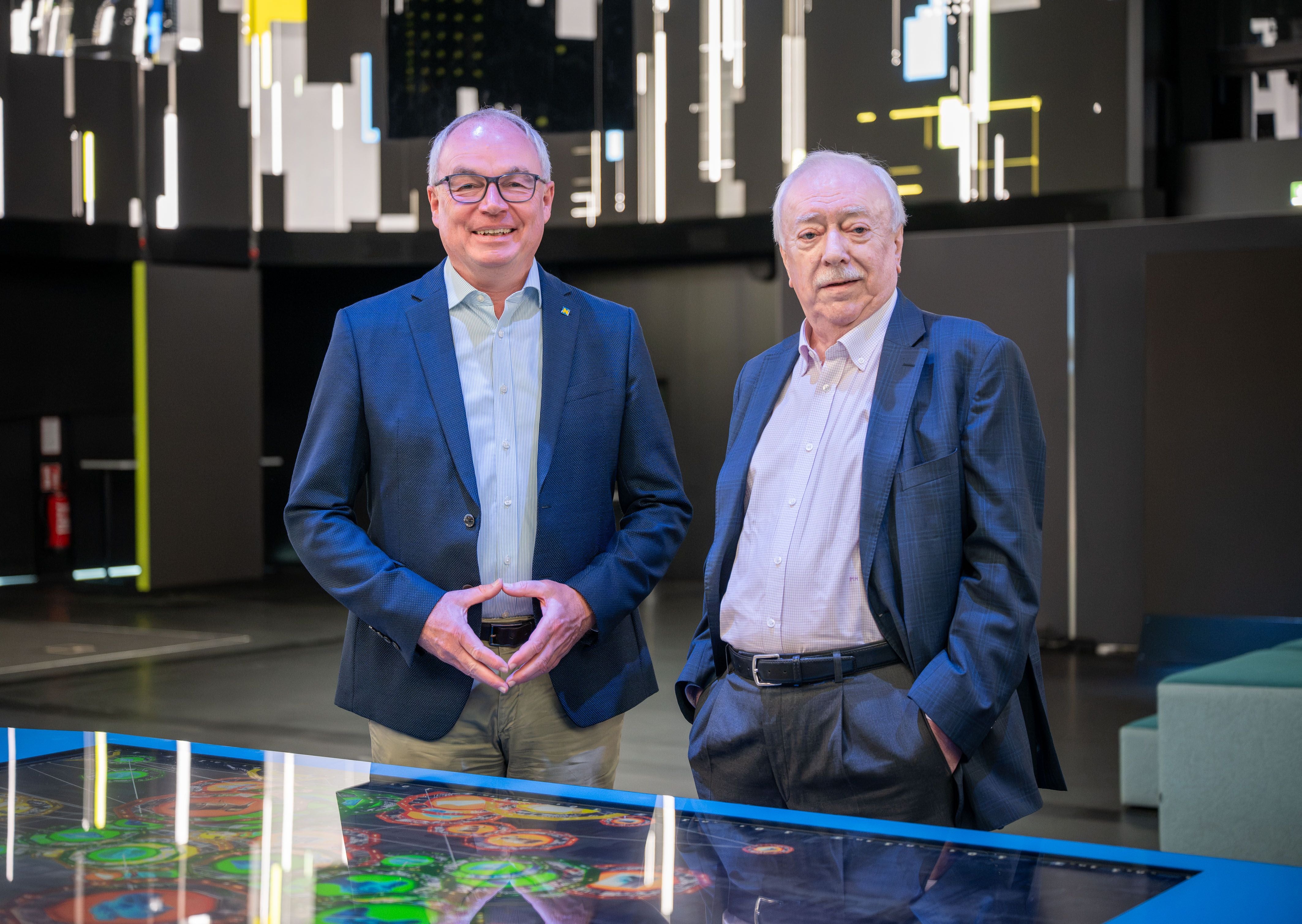 LH-Stellvertreter Stephan Pernkopf (ÖVP) (li.)&nbsp; und WWTF-Präsident Michael Häupl.