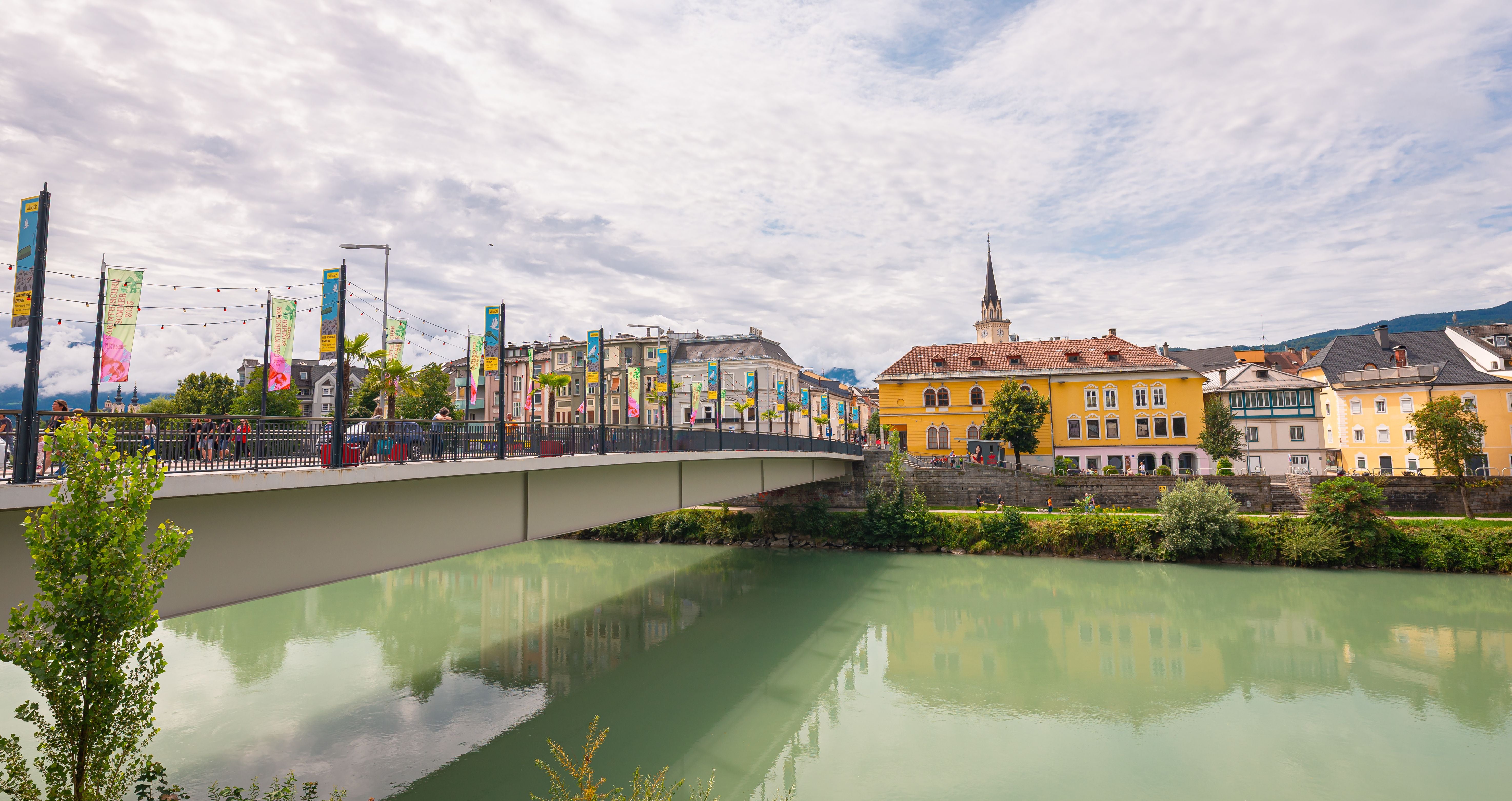 Der Vorfall ereignete sich unter der Villacher Stadtbrücke.