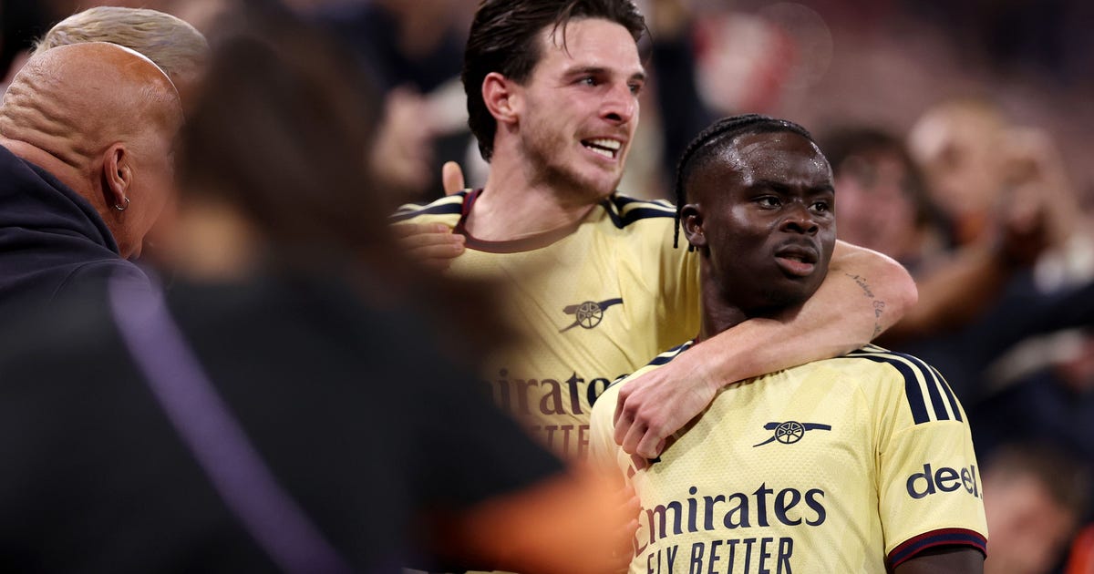 Photo: oe24.at Arsenal Bat Aston Villa Grâce à Un But de Bukayo Saka