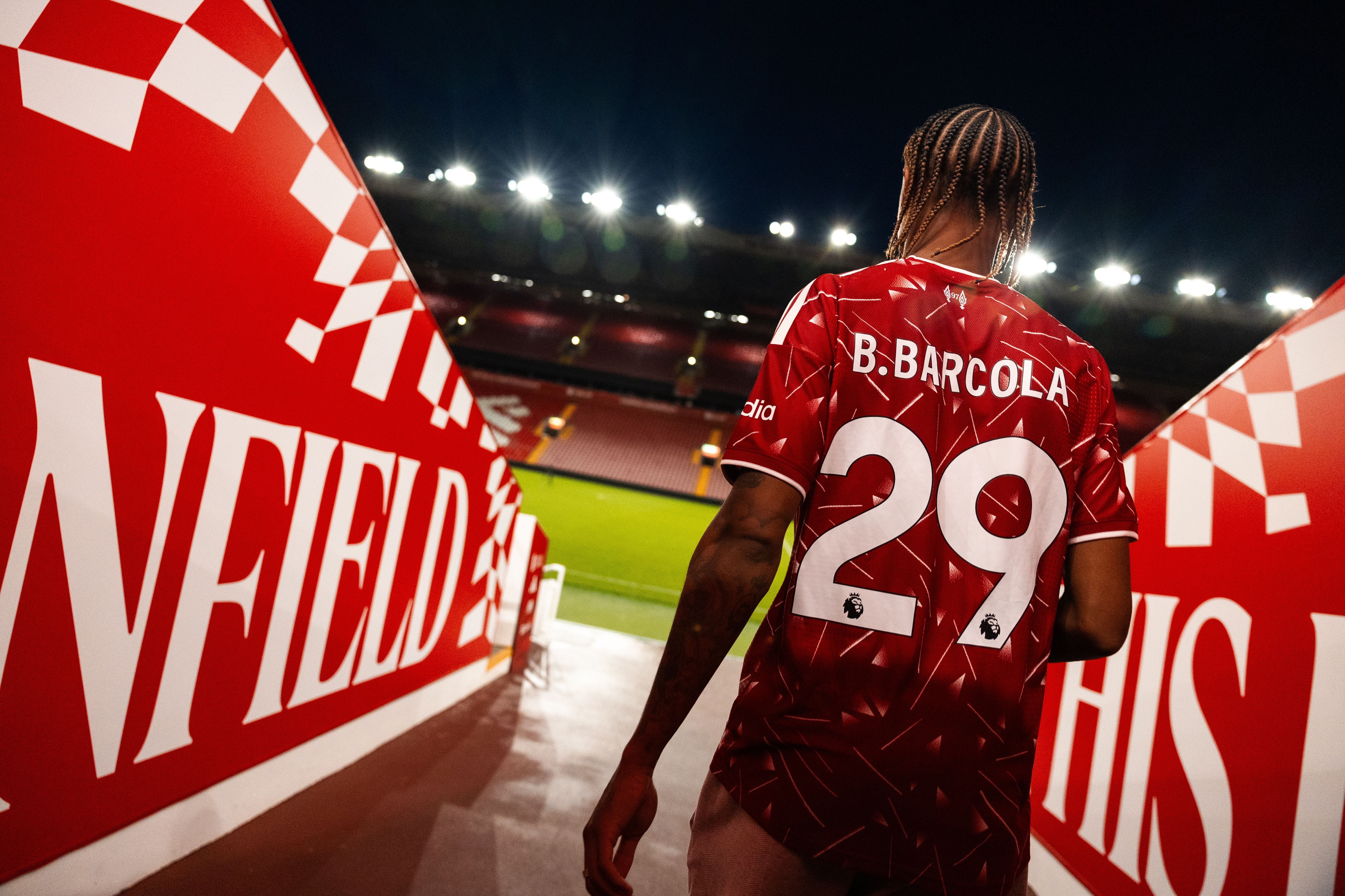 Liverpool präsentiert Rekordmann Bradley Barcola