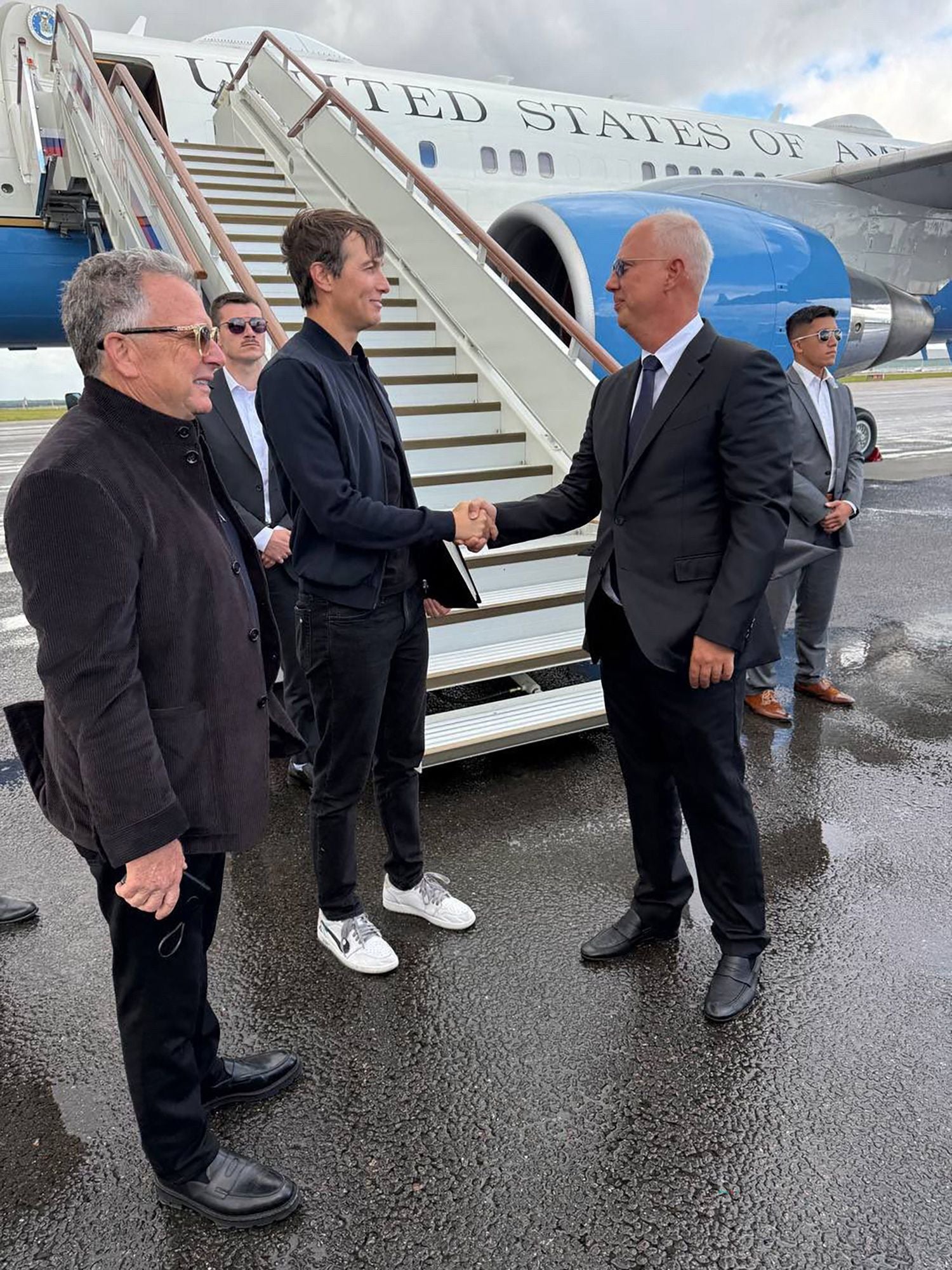 Die US-Sondergesandten Steve Witkoff und Jared Kushner sind am Samstag in Moskau eingetroffen.