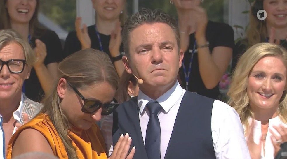 Stefan Mross mit Freundin Eva Luginger bei seiner letzten "Immer wieder sonntags"-Sendung.