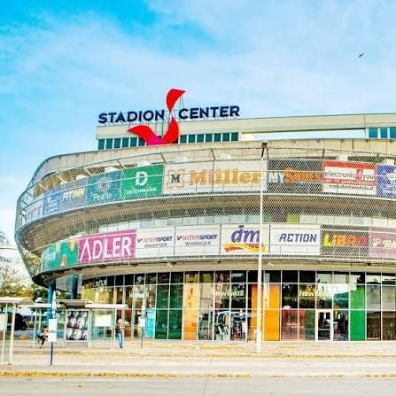 Rundum erfrischt: das Stadion Center