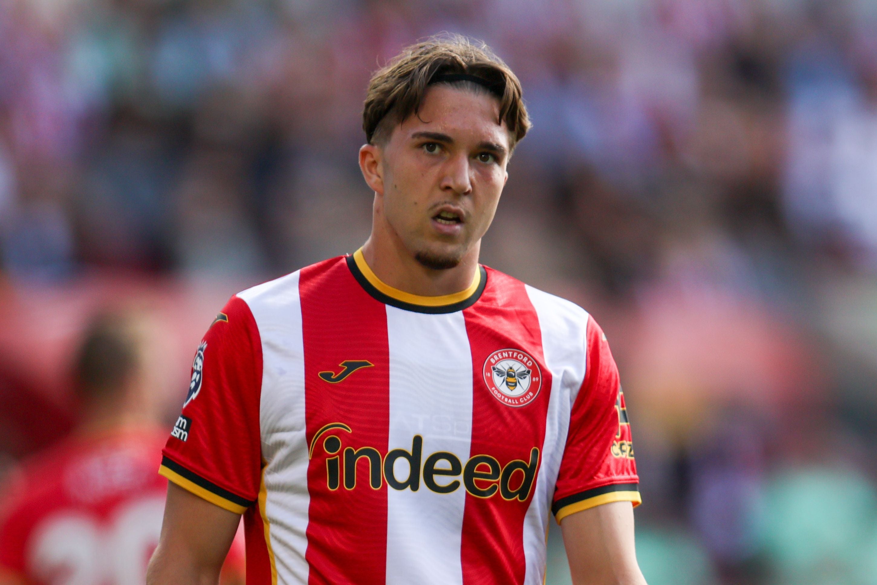 BRENTFORD, ENGLAND - SEPTEMBER 5: Jannik Schuster of Brentford during the Premier League 2026/27 match between Brentford and Sunderland at Gtech Community Stadium on September 5, 2026 in Brentford, England. (Photo by Alexander Canillas/MB Media/Getty Images)
