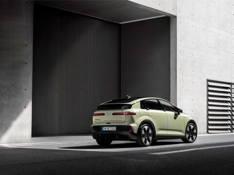 Audi A2 e-tron von hinten