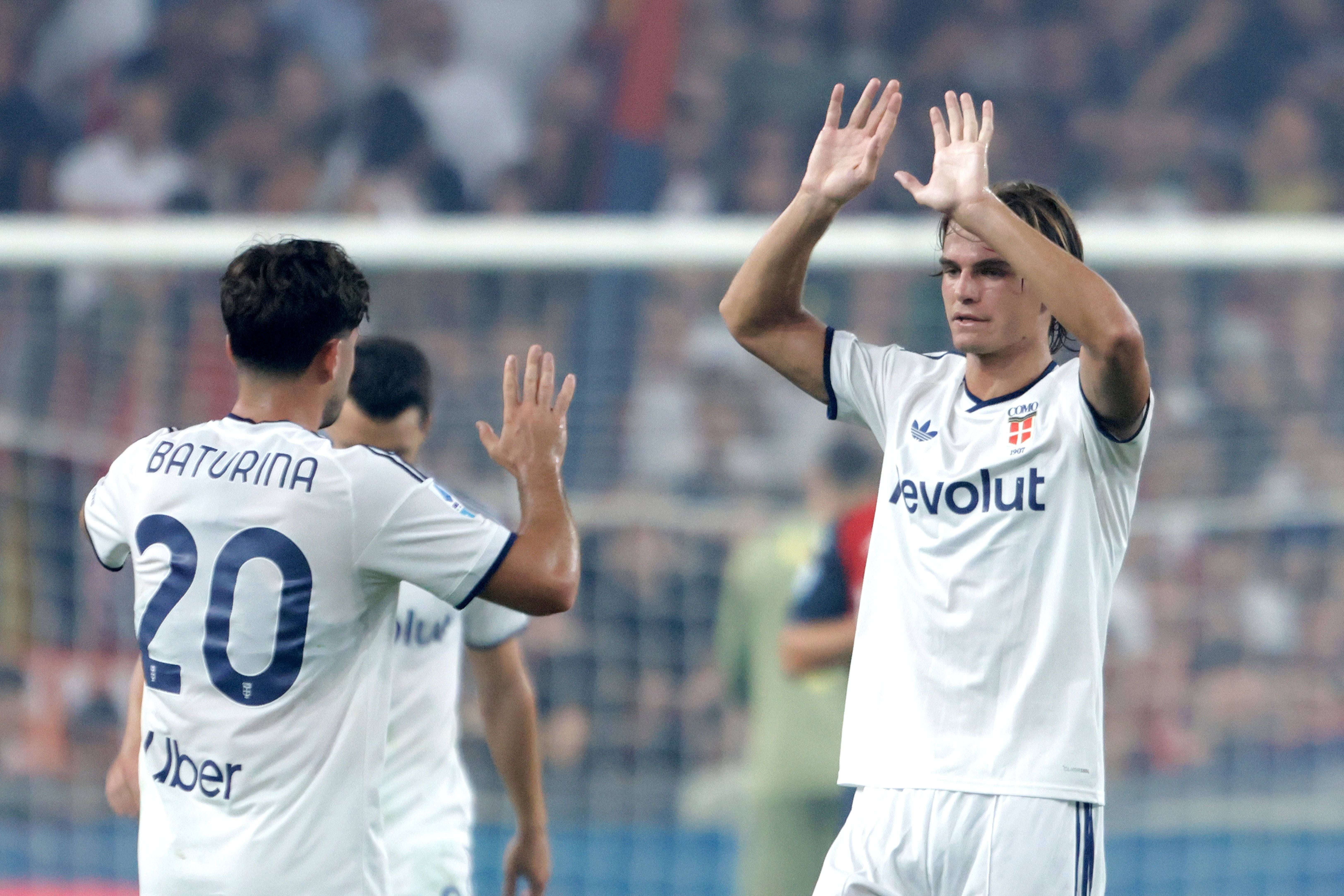 NICOLAS NICO PAZ MARTINEZ, MARTIN BATURINA, Como, Serie A, 2026-27, Genoa vs Como 1-4, 04-09-2026, Esultanza, Celebration, Jubel SERIE A 2026-27 GENOA-COMO 1-4