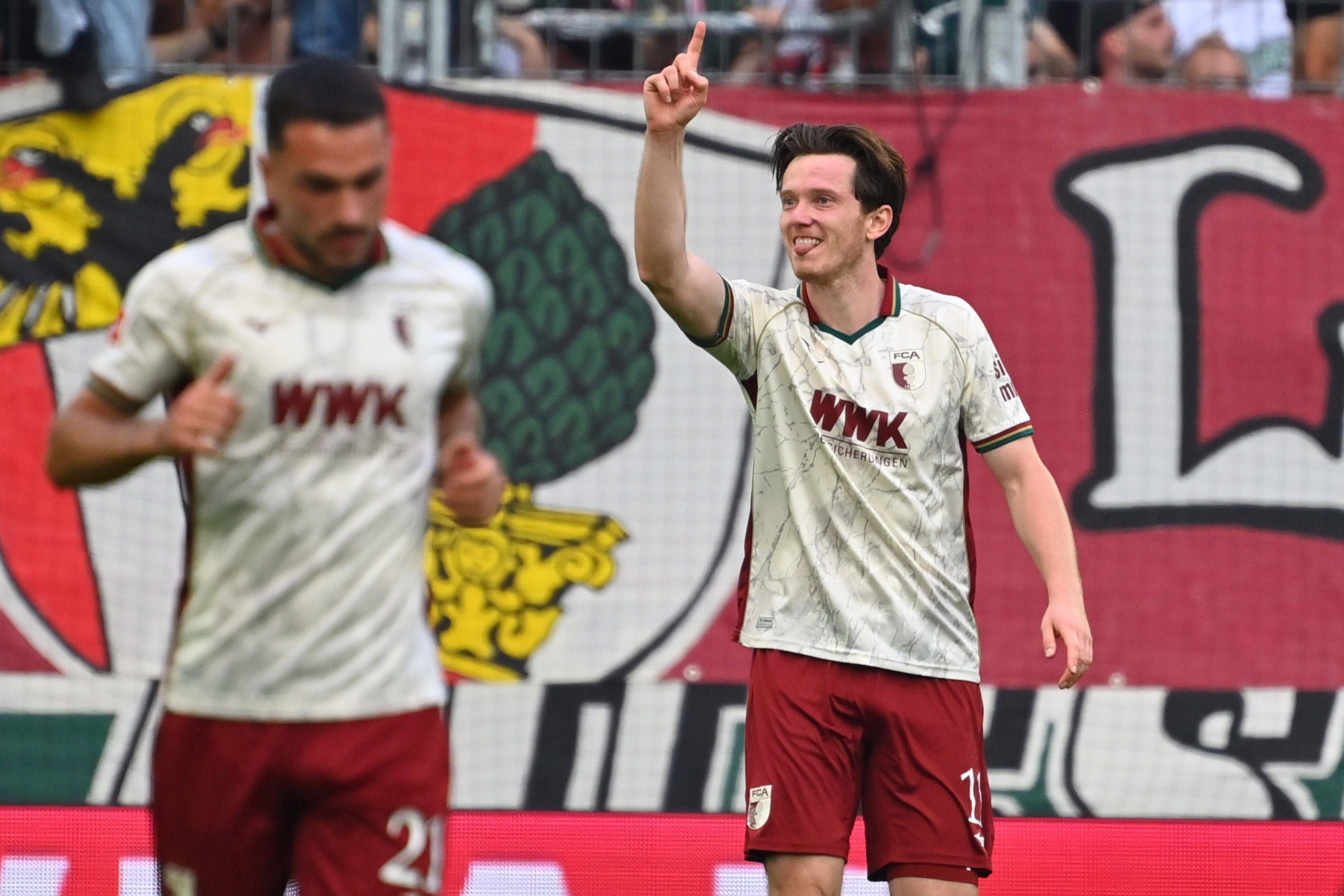 Torjubel Michael GREGORITSCH FC Augsburg Jubel,Freude,Begeisterung,,Aktion,Einzelbild, angeschnittenes Einzelmotiv,Halbfigur,halbe Figur. Fussball 1. Bundesliga Saison 2026/2027, 3.Spieltag, Spieltag03, FC Augsburg - Bayer 04 Leverkusen 2-2 am 12.09.2026 , WWK A R E N A. *** Goal celebration: Michael GREGORITSCH, FC Augsburgcelebration, joy, excitement, action, single frame, cropped close-up, half-length portrait, soccer, 1. Bundesliga, 20262027 season, Matchday 3, Matchday 03, FC Augsburg vs. Bayer 04 Leverkusen 22 on September 12, 2026, WWK Arena