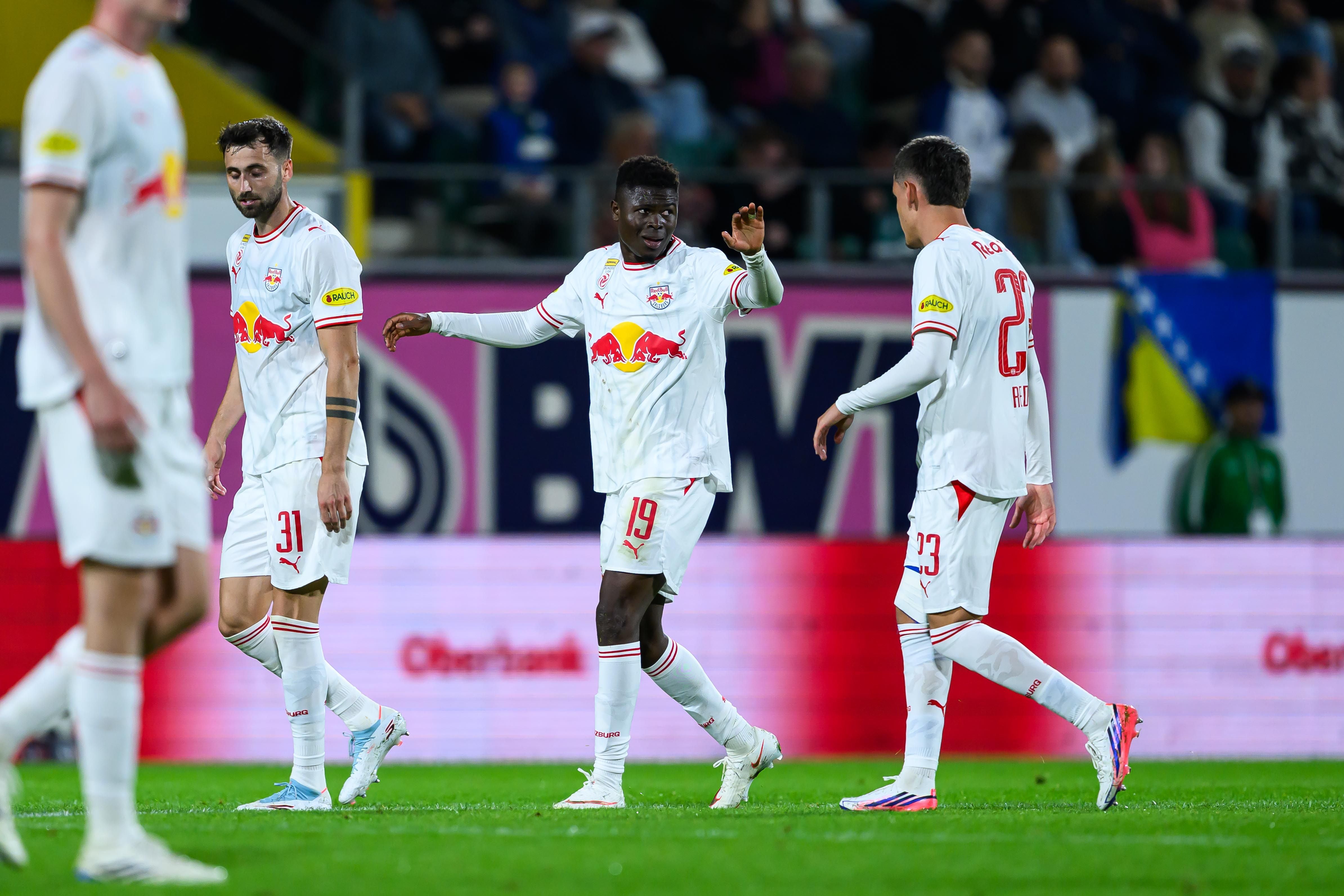 RIED,AUSTRIA,11.SEP.26 - SOCCER - ADMIRAL Bundesliga, SV Ried vs Red Bull Salzburg. Image shows the rejoicing of RBS with Karim Konate (RBS). Photo: GEPA pictures/ Christian Moser