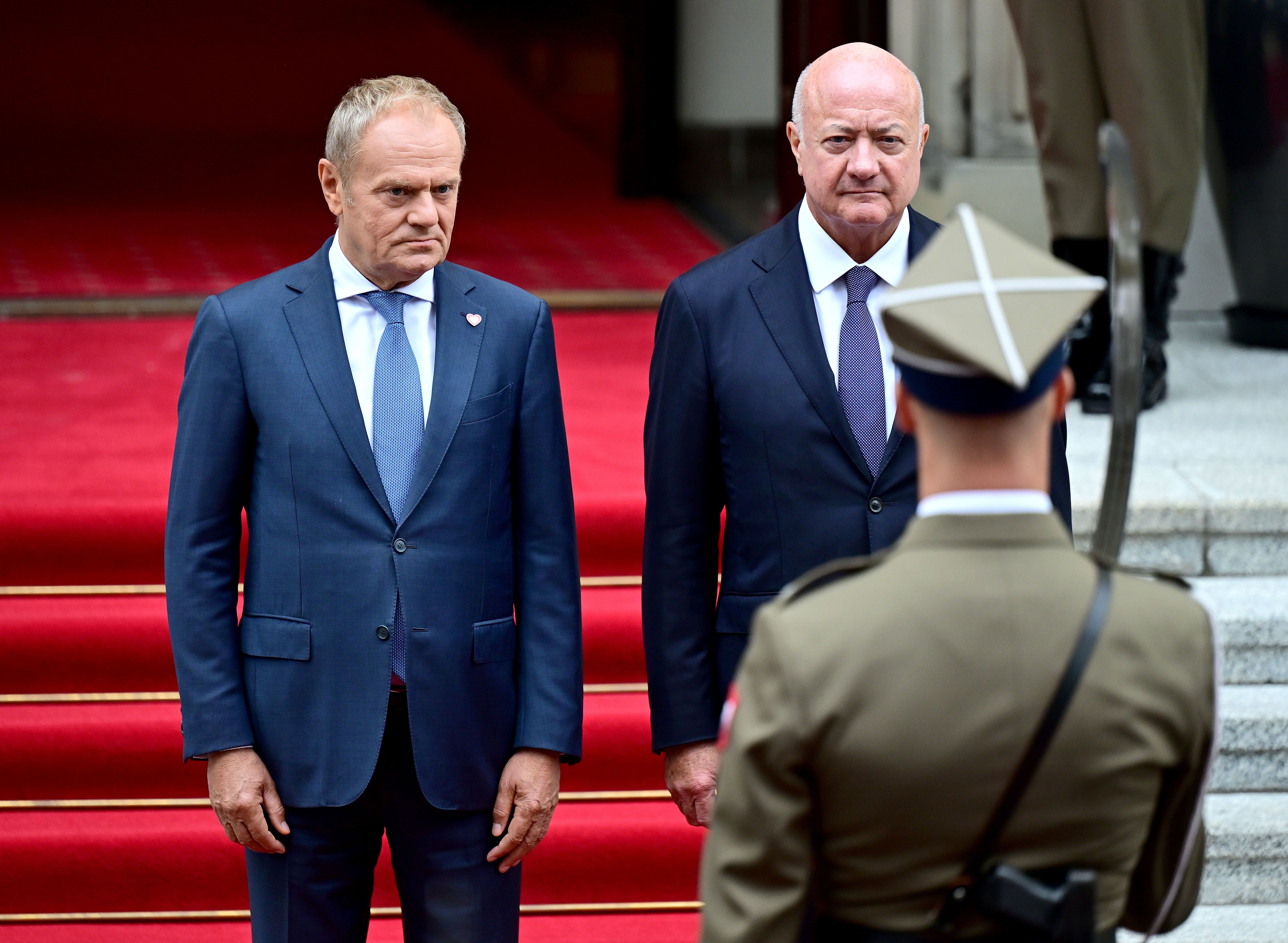 Bundeskanzler Christian Stocker (ÖVP) und der polnische Ministerpräsident Donald Tusk im Rahmen eines Treffens am Donnerstag, 17. September 2026, in Warschau.