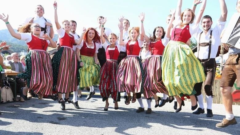 Fesch beim Pielachtaler Dirndlkirtag.