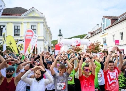 Teilnehmer des Herzlaufs NÖ 2025..