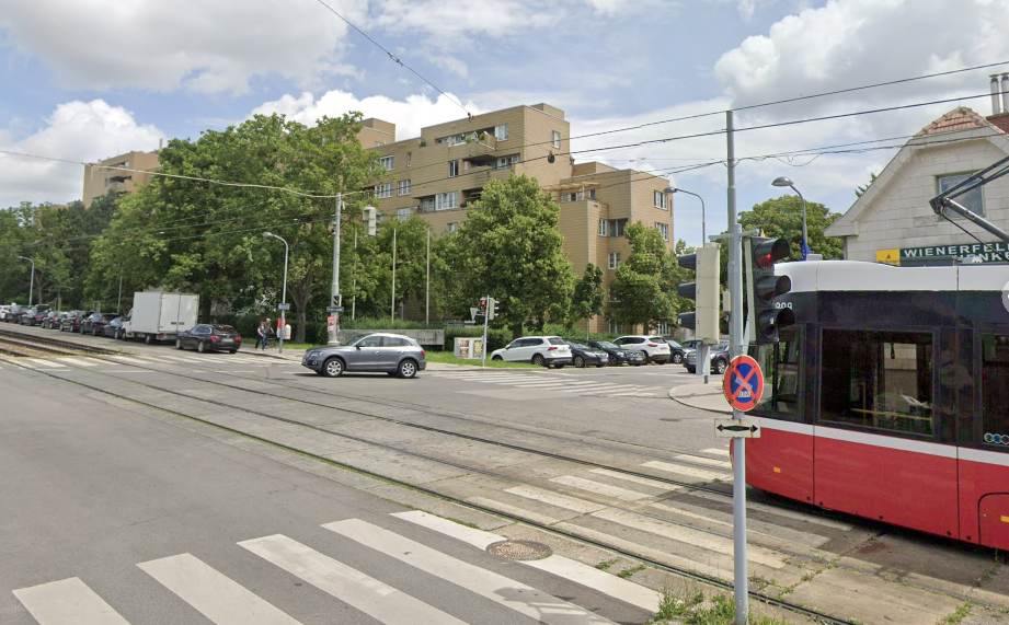 Hier an der Ecke Neilreichgasse/Sibeliusstraße ereignete sich die blutige Attacke.