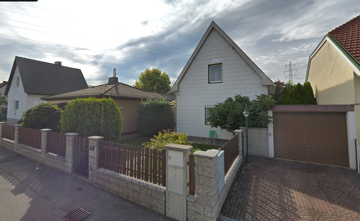 Das Haus der Frauen in Vösendorf, in die die Slowakinnen mit dem Erpressungsgeld von der Triester Straße übersiedelt sind.