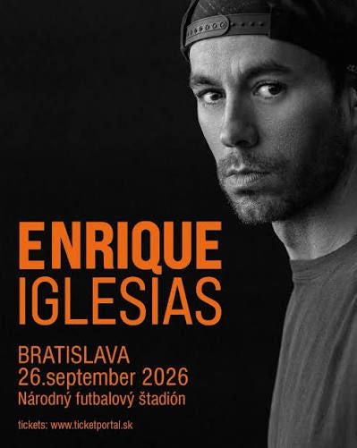 Schwarz-weißes Poster von Enrique Iglesias für ein Konzert in Bratislava am 26. September 2026.