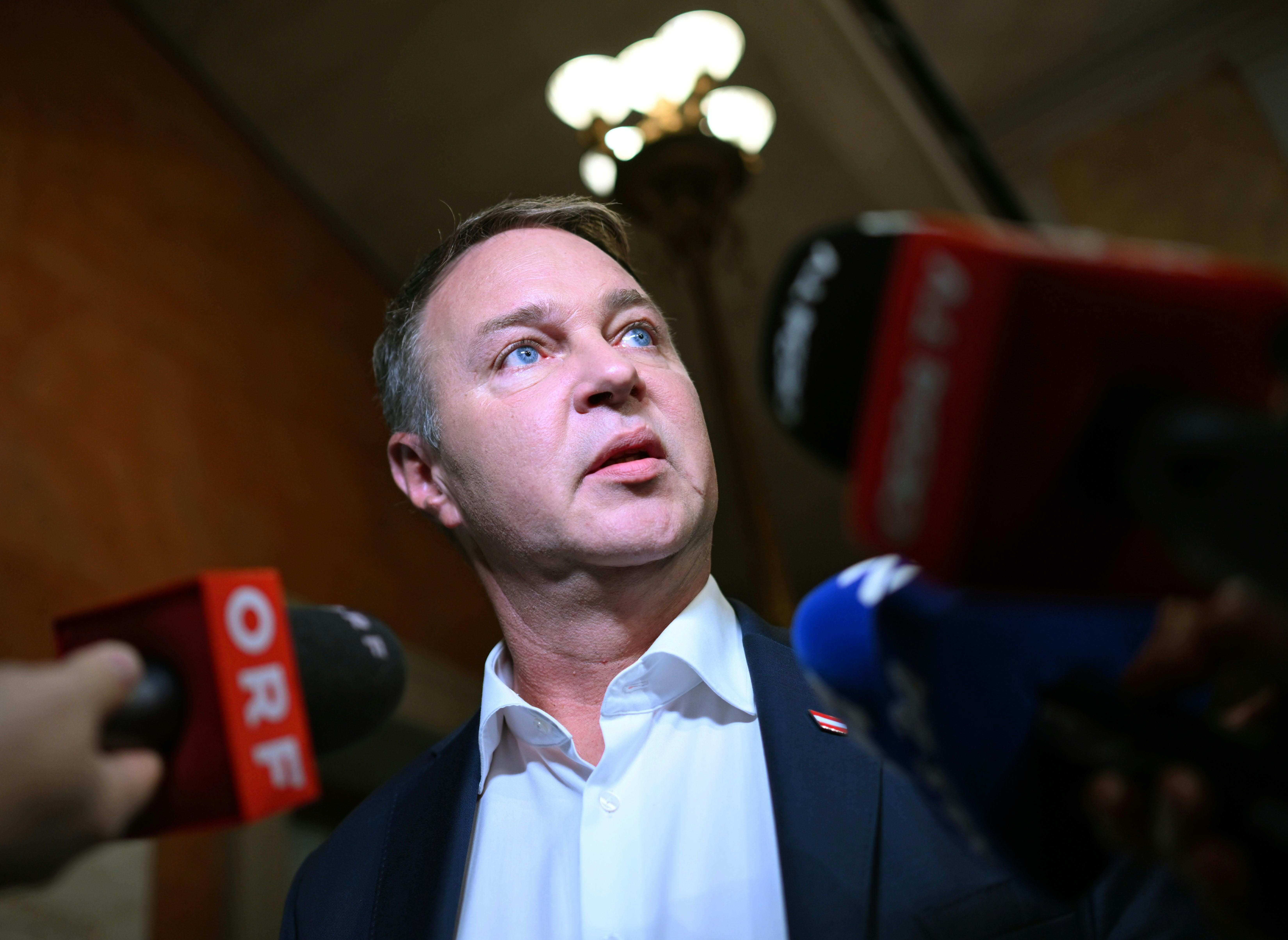 Vizekanzler Andreas Babler (SPÖ) anl. einer SPÖ-Präsidiums und Vorstandssitzung im Parlament in Wien.