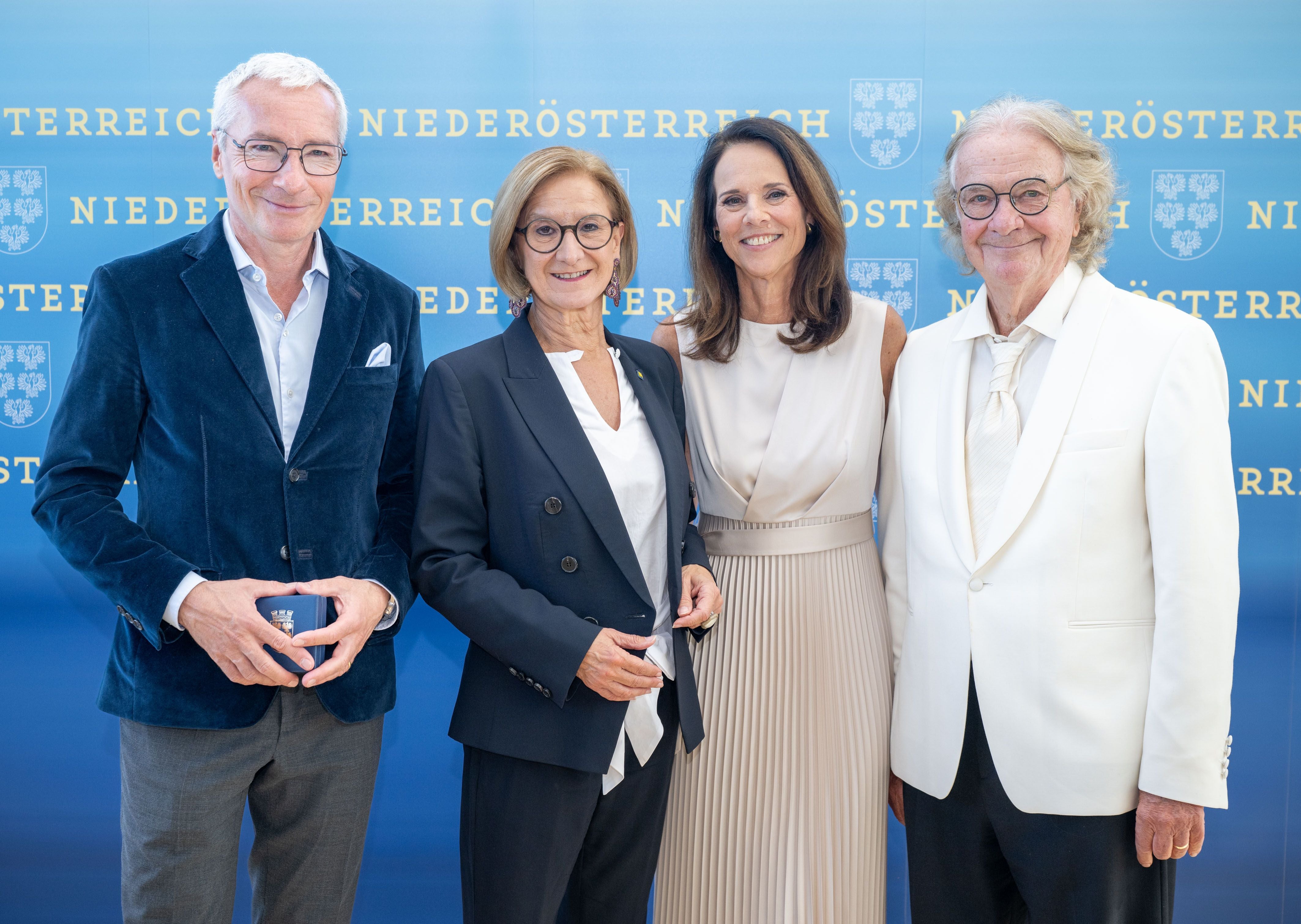 Rainer Pariasek, Johanna Mikl-Leitner, Vera Russwurm und Peter Hofbauer