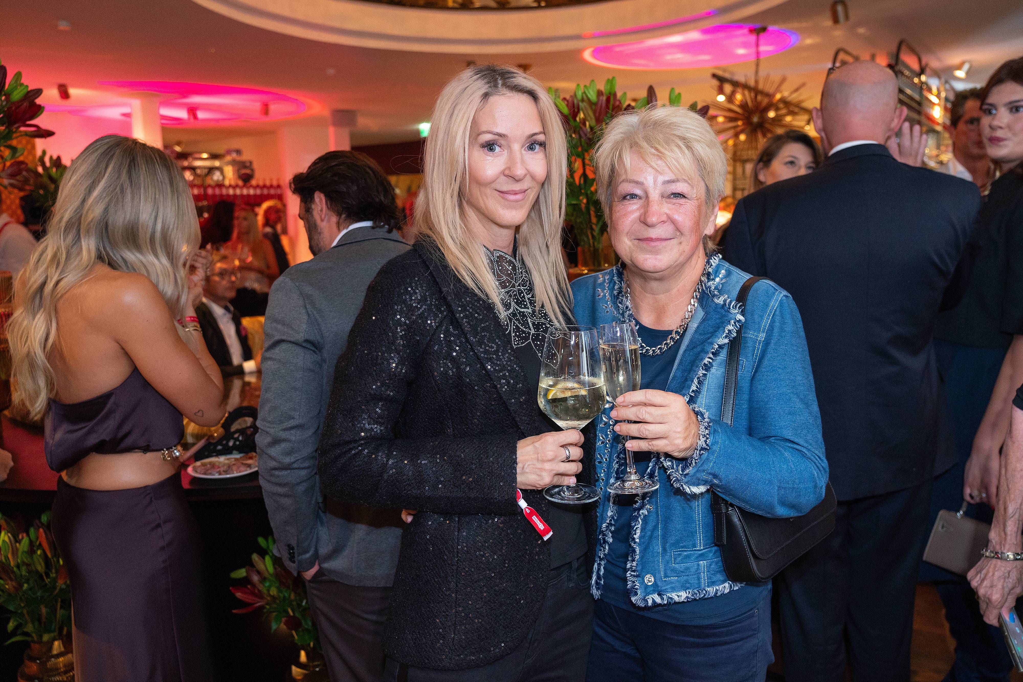 Simone Lugner mit Mama Eva
