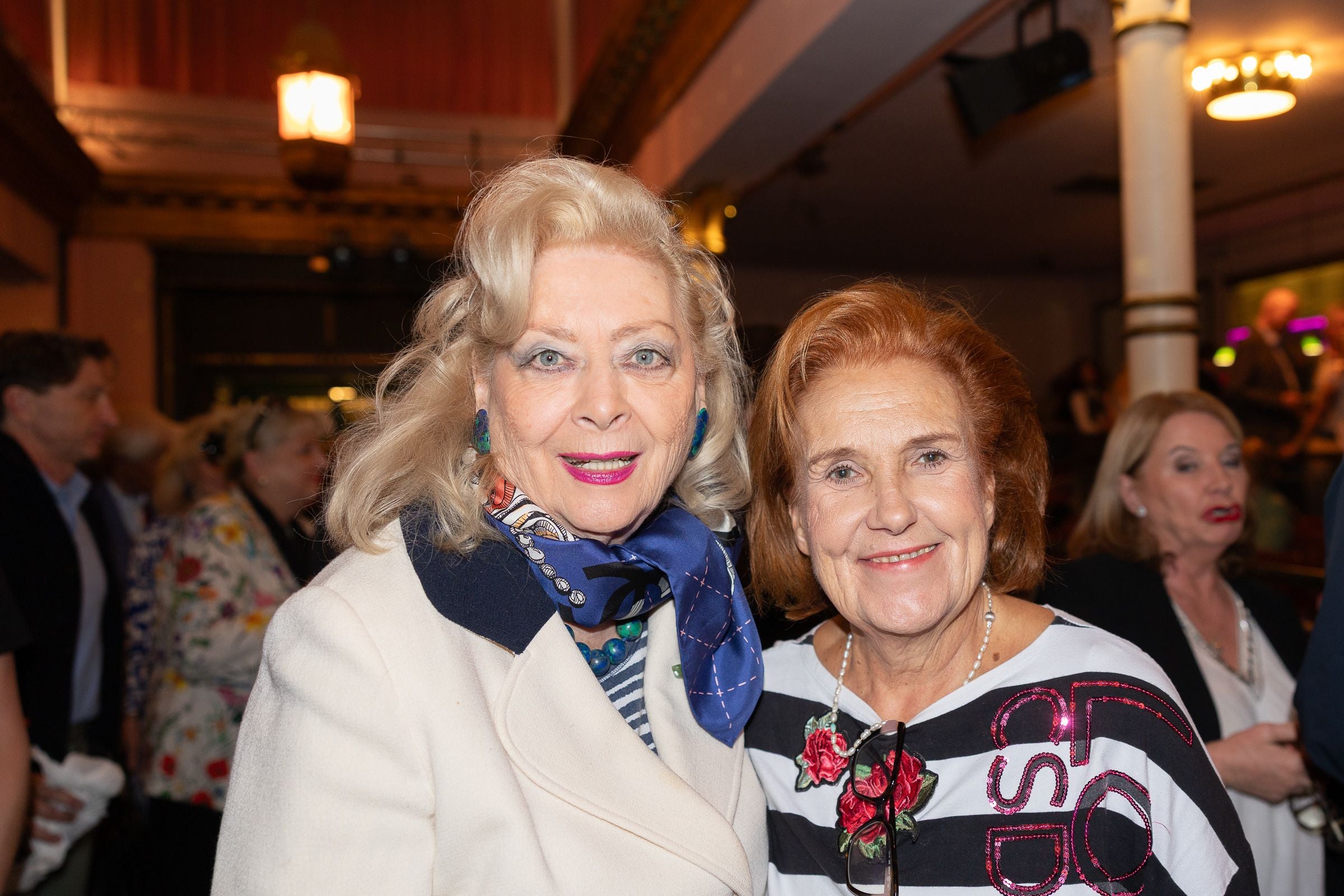 Birgit Sarata mit Sissy Boran