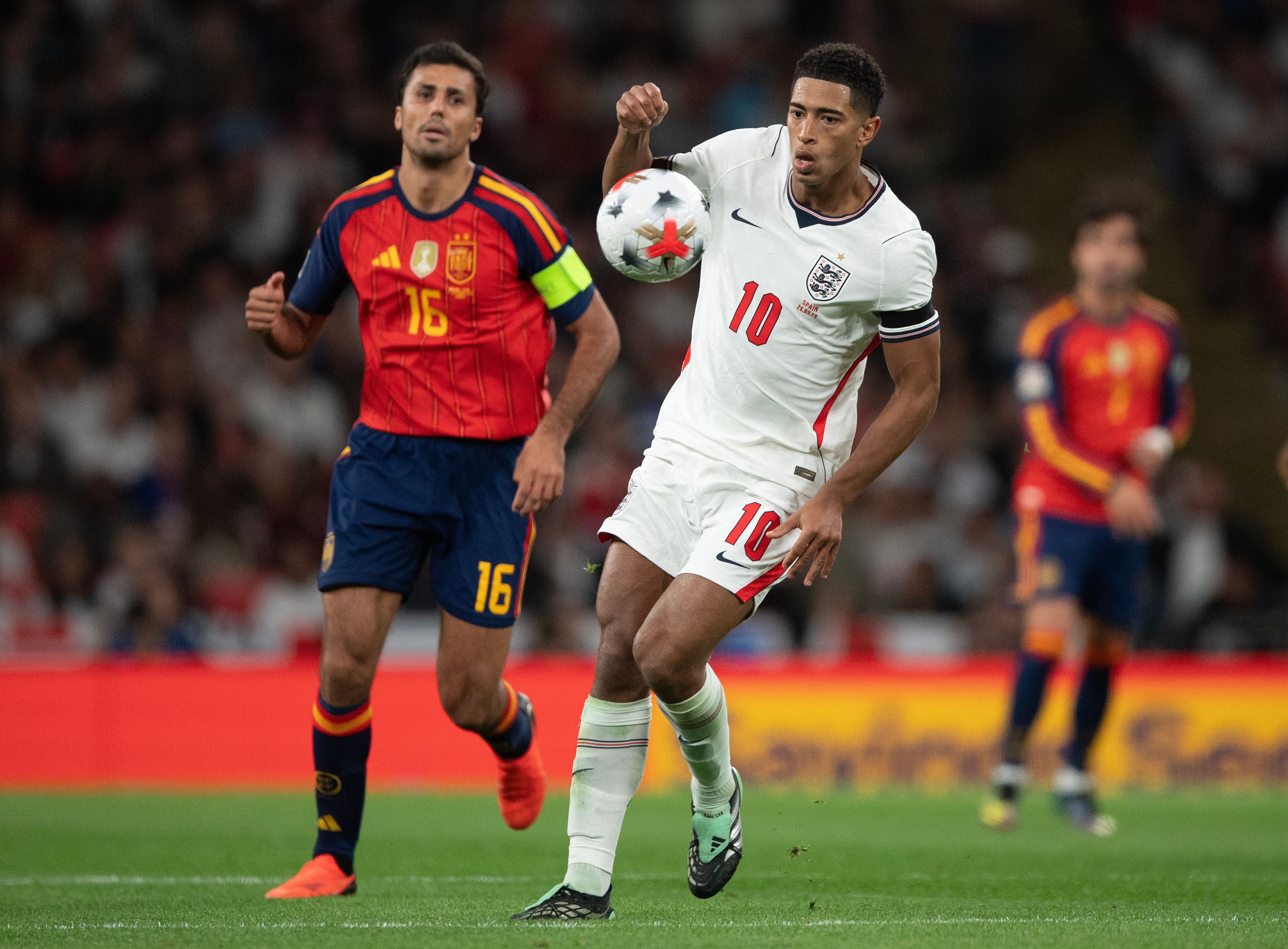 Spanien-Kapitän Rodri &amp; England-Star Jude Bellingham.