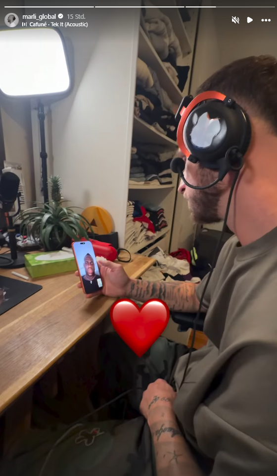 Arnie im Plauder-Modus: Im Kinderzimmer von Streamer Marli ruft Arnautovic kurzerhand seinen Ex-Inter-Buddy Mario Balotelli an.