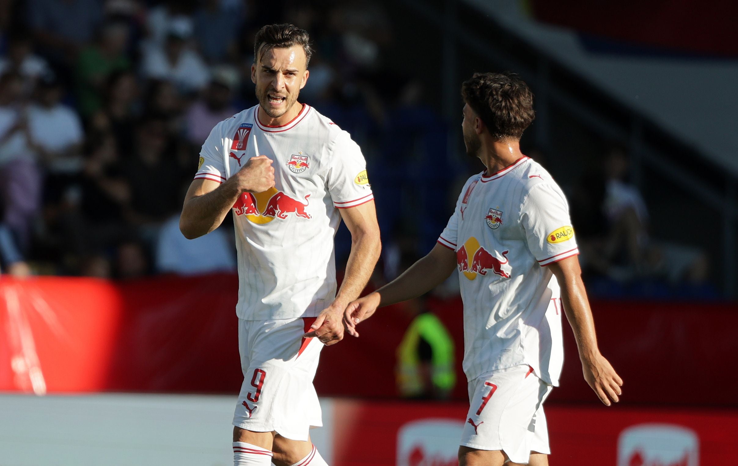 SANKT POELTEN,AUSTRIA,06.SEP.26 - SOCCER - UNIQA OEFB Cup, SKN Sankt Poelten vs Red Bull Salzburg. Image shows the rejoicing of Haris Tabakovic and Umut Tohumcu (RBS). Photo: GEPA pictures/ Walter Luger