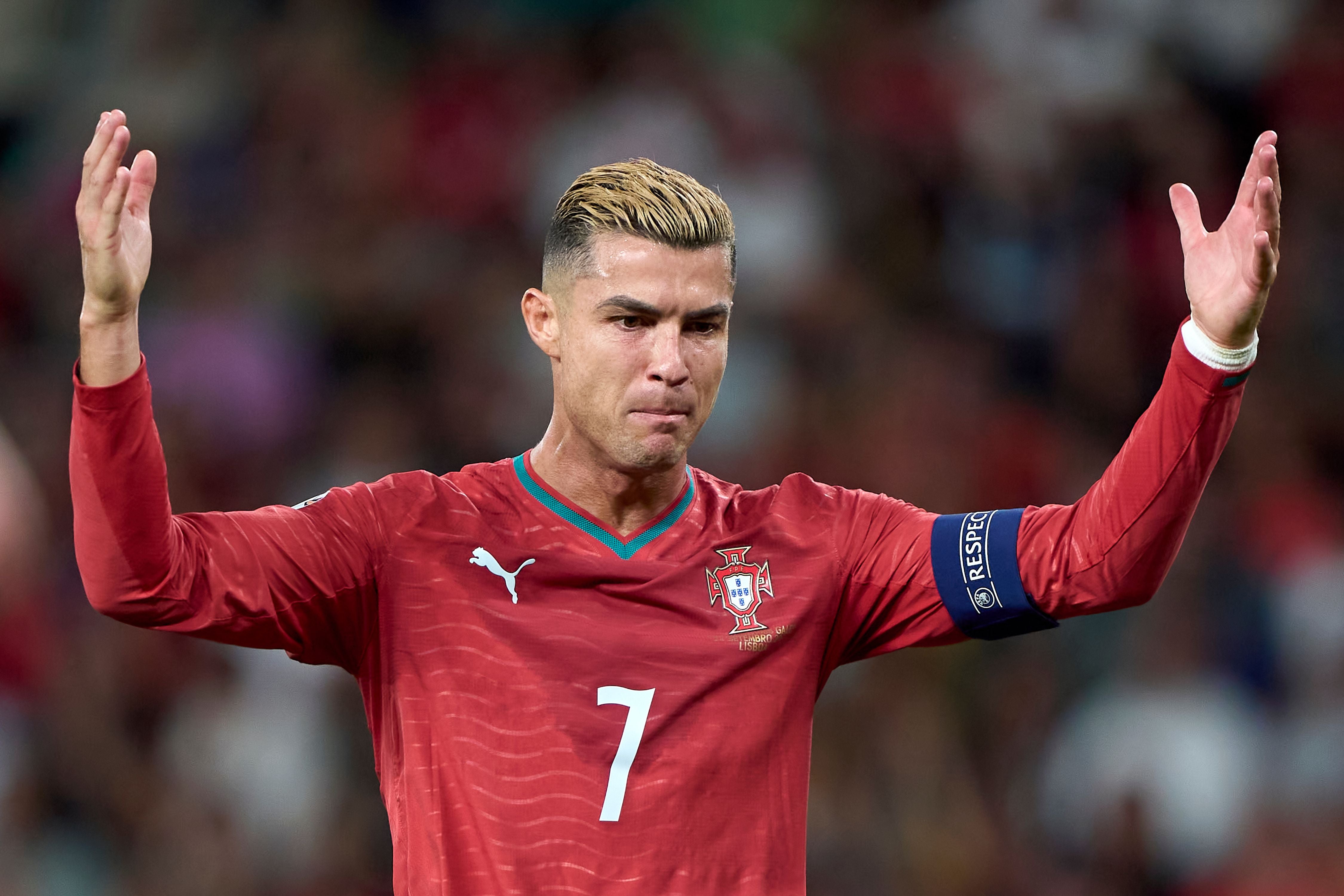 Ronaldo droht nach seinem vorzeitigen Abgang aus dem Teamcamp eine Sperre von bis zu sechs Monaten.