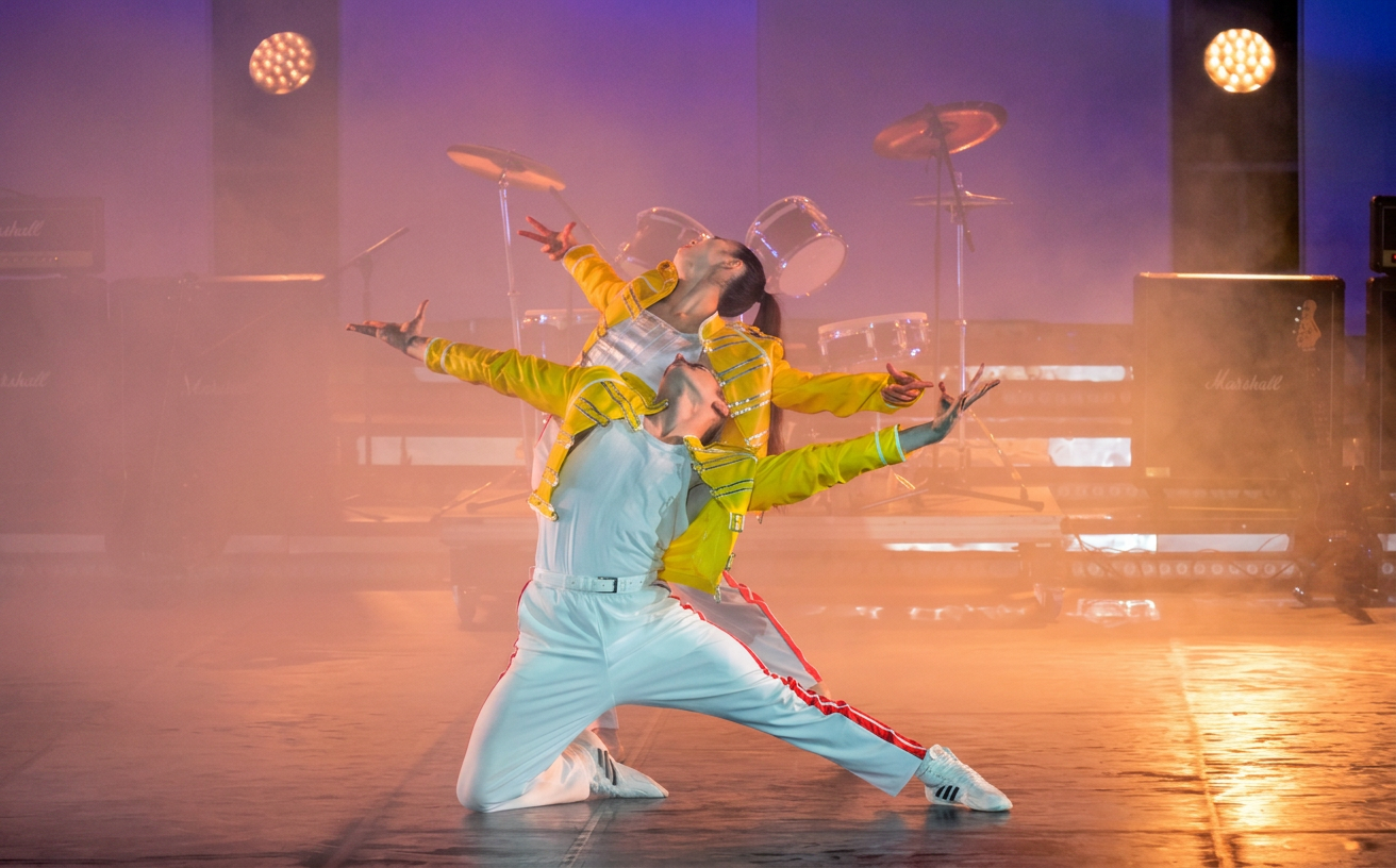 Flamboyante Darstellung.