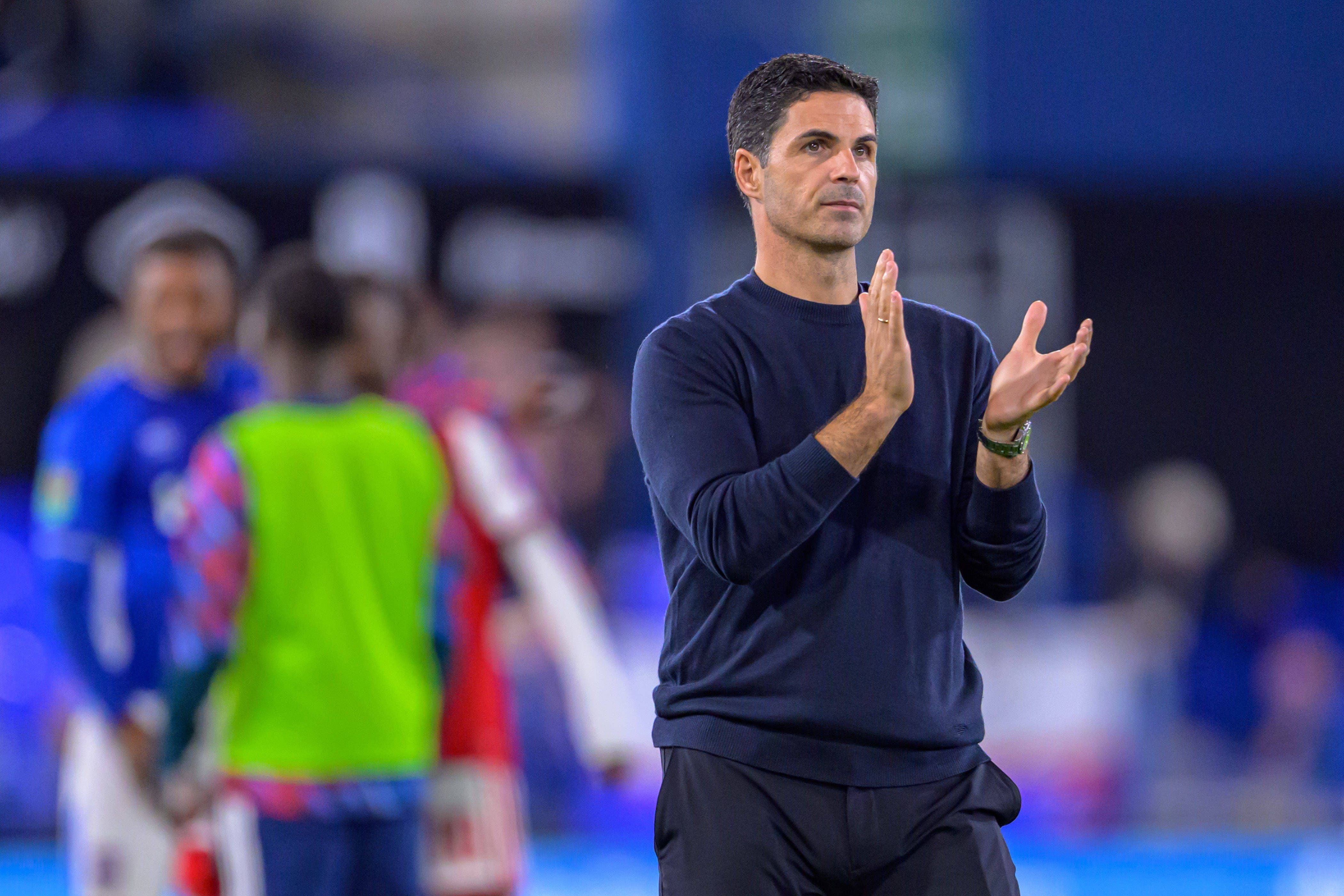 IPSWICH, ENGLAND SEPTEMBER 15 - Head Coach of Arsenal Mikel Arteta claps fans after winning the Carabao Cup game between Ipswich Town and Arsenal at Portman Road on September 15, 2026 in Ipswich, England. Photo by Keeran Marquis/Sports Press Photo PUBLICATIONxNOTxINxBRAxMEX Copyright: xKeeranxMarquis/SPPx Sportspressphoto_SPR231699