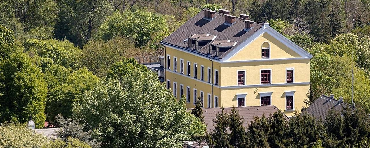Die Privatvolksschule in Kritzendorf.