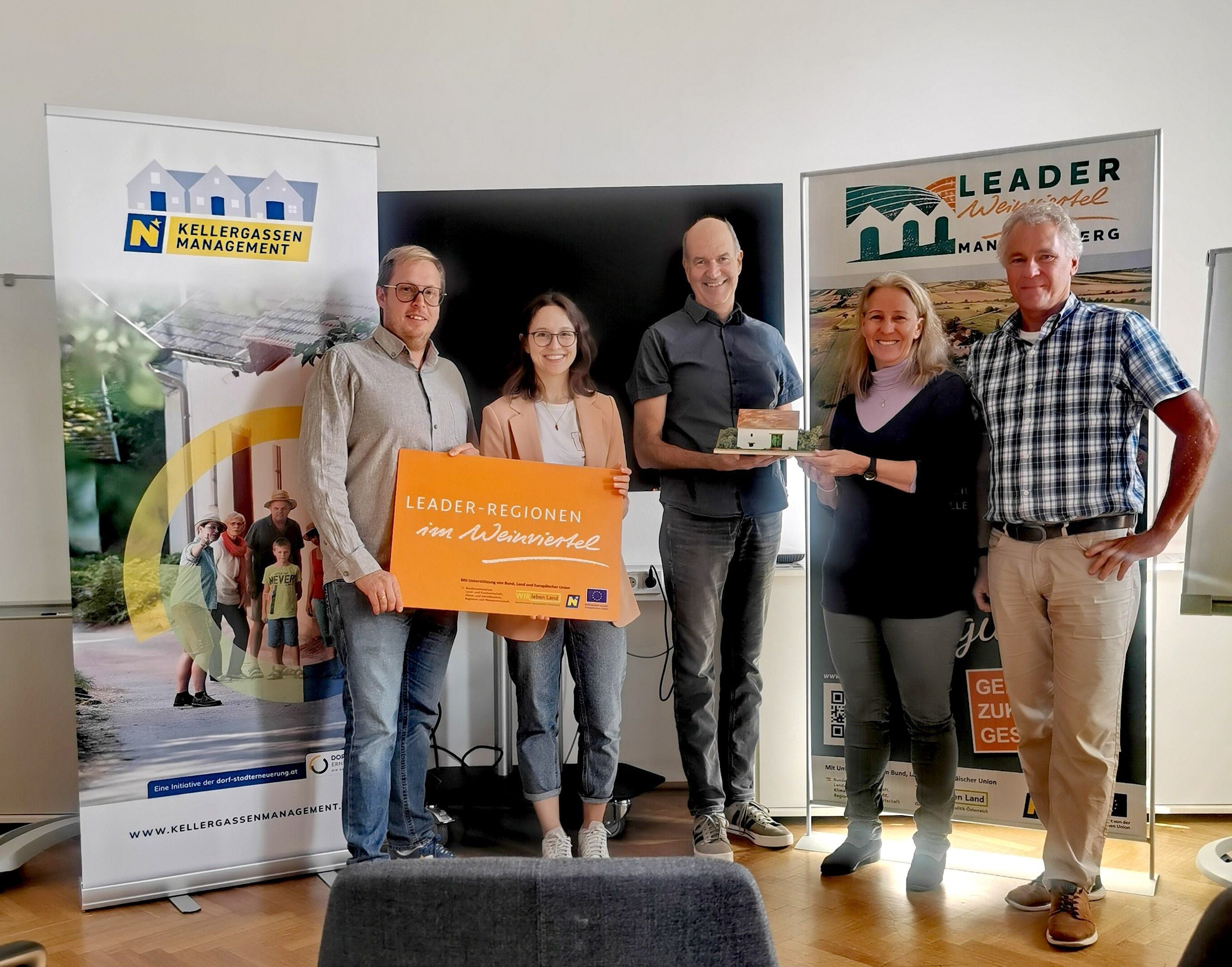 Michael Hainitz (LEADER Region Weinviertel Donauraum), Caroline Fribert (LEADER Region Weinviertel Ost), Michael Staribacher (Kellergassenmanagement NÖ), Renate Mihle (LEADER Region Weinviertel-Manhartsberg) sowie Peter Aichinger-Rosenberger (Amt der NÖ Landesregierung, Abt. BD1)