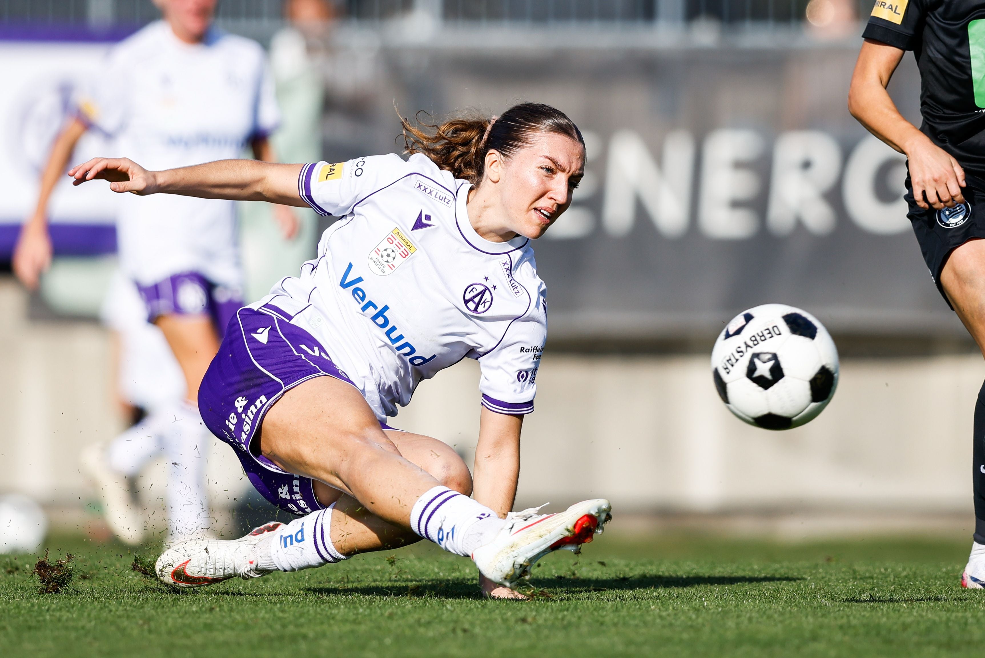 GRAZ,AUSTRIA,27.SEP.26 - WOMEN SOCCER - ADMIRAL Frauen Bundesliga, SK Sturm Graz vs FK Austria Wien. Image shows Modesta Uka (A.Wien). Photo: GEPA pictures/ James Doak