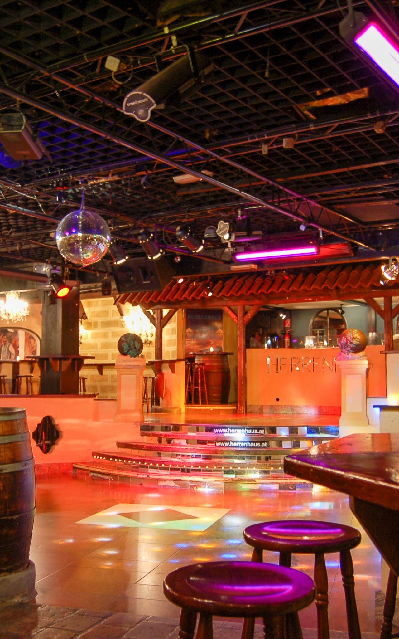 Für Generationen die Disco-Sensation: das Herrenhaus.
