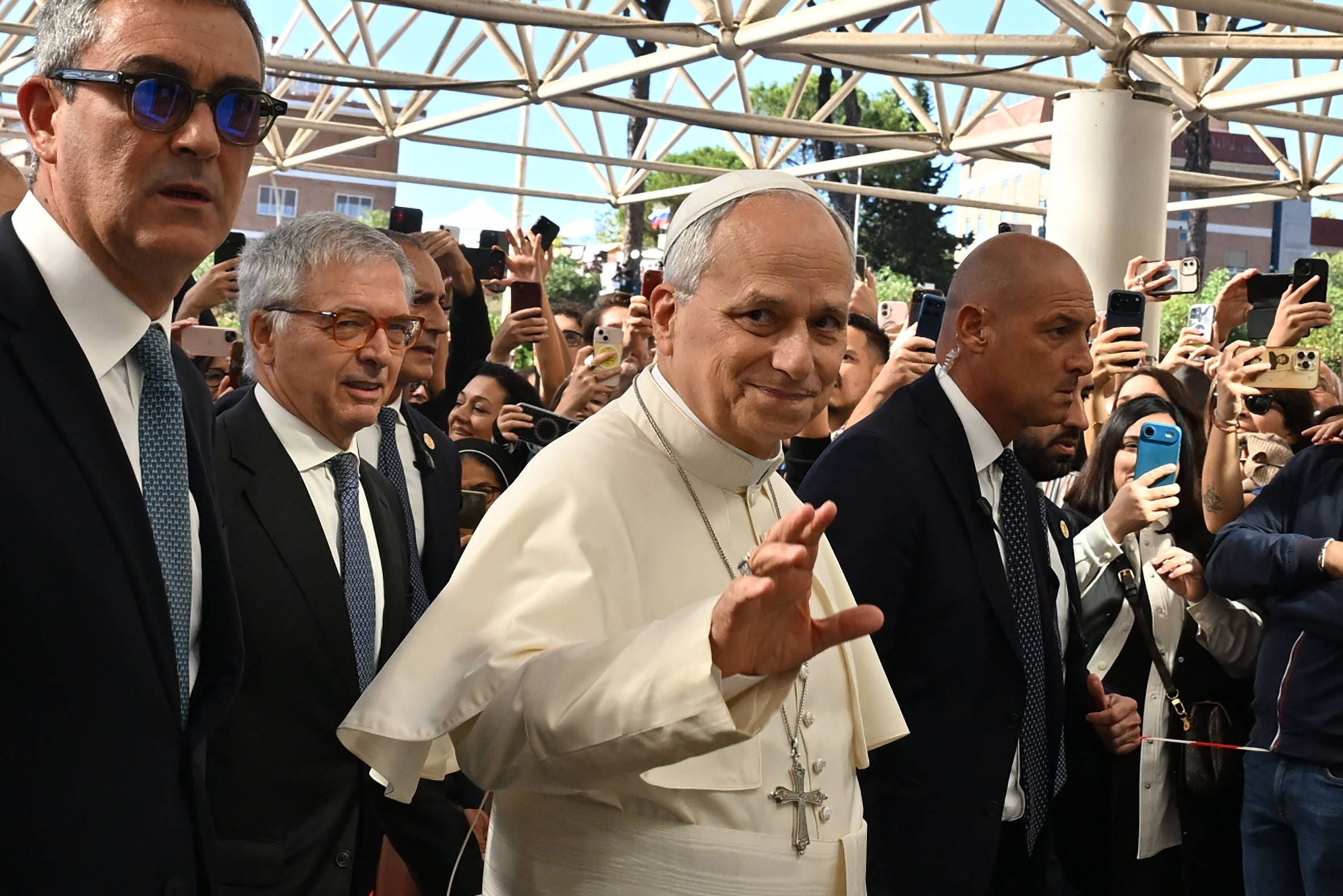 Papst Leo XIV. wurde erfolgreich operiert.