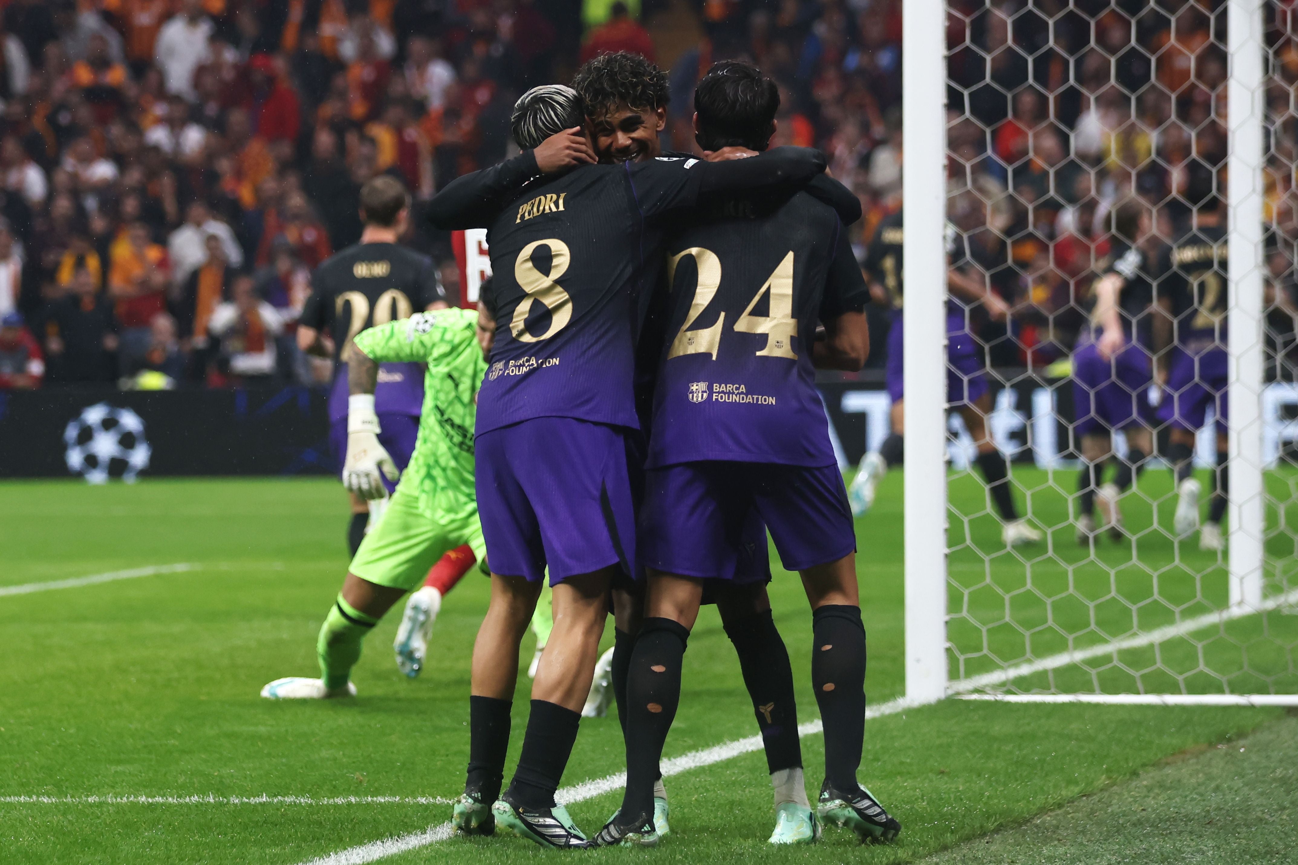 Yamal-Gala bei 4:1-Sieg gegen Galatasaray Istanbul.