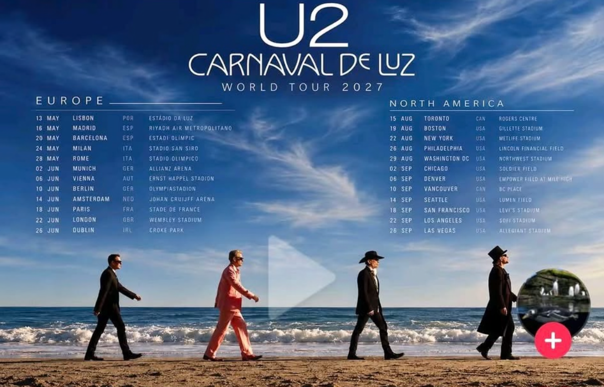 Vier Männer gehen am Strand entlang, darüber U2-Tourdaten für 2027 in Europa und Nordamerika.