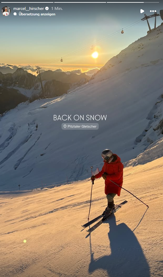 Mann beim Skifahren.