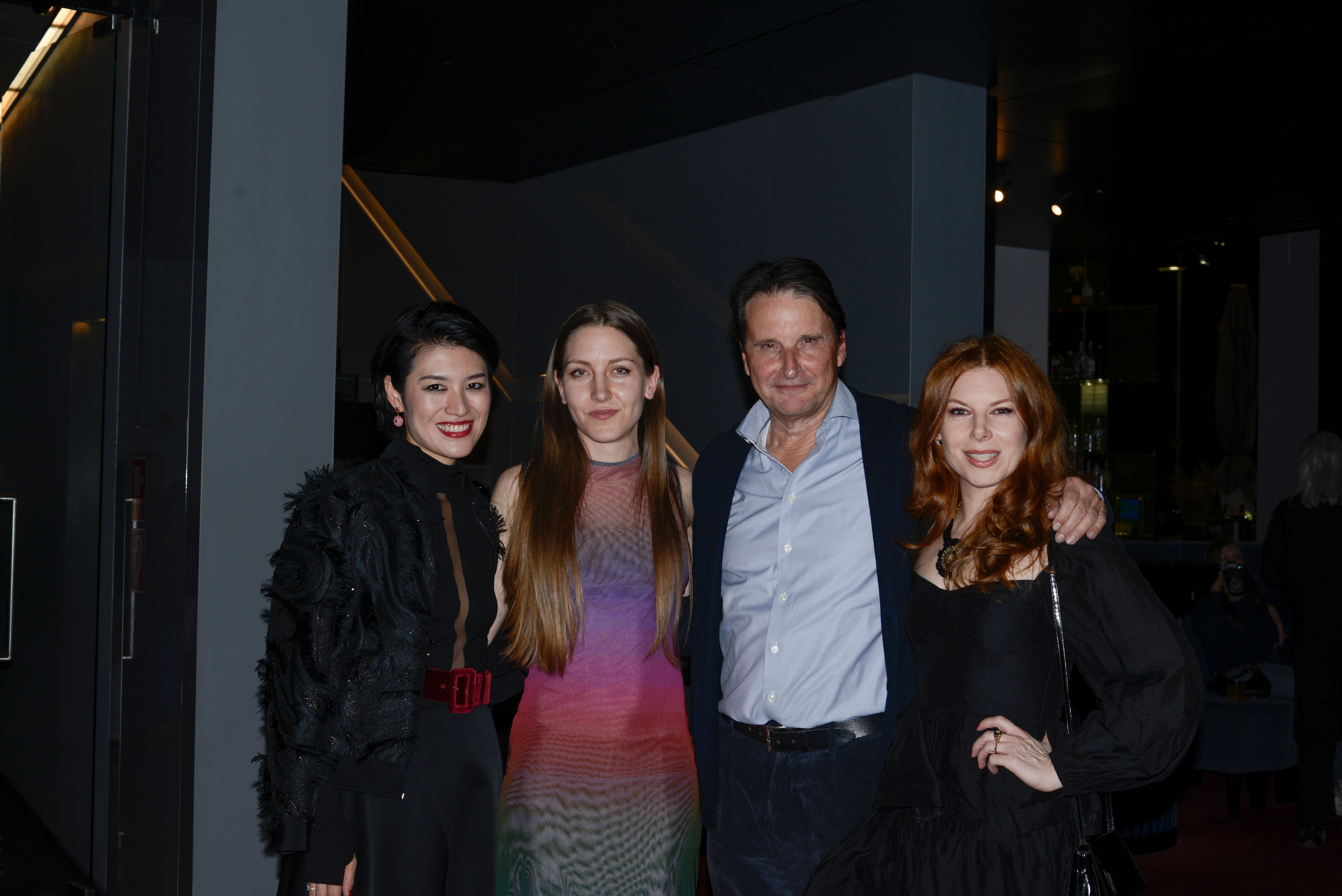 Mariko Hara-Haselsteiner, Flora Miranda und Martin Traxl