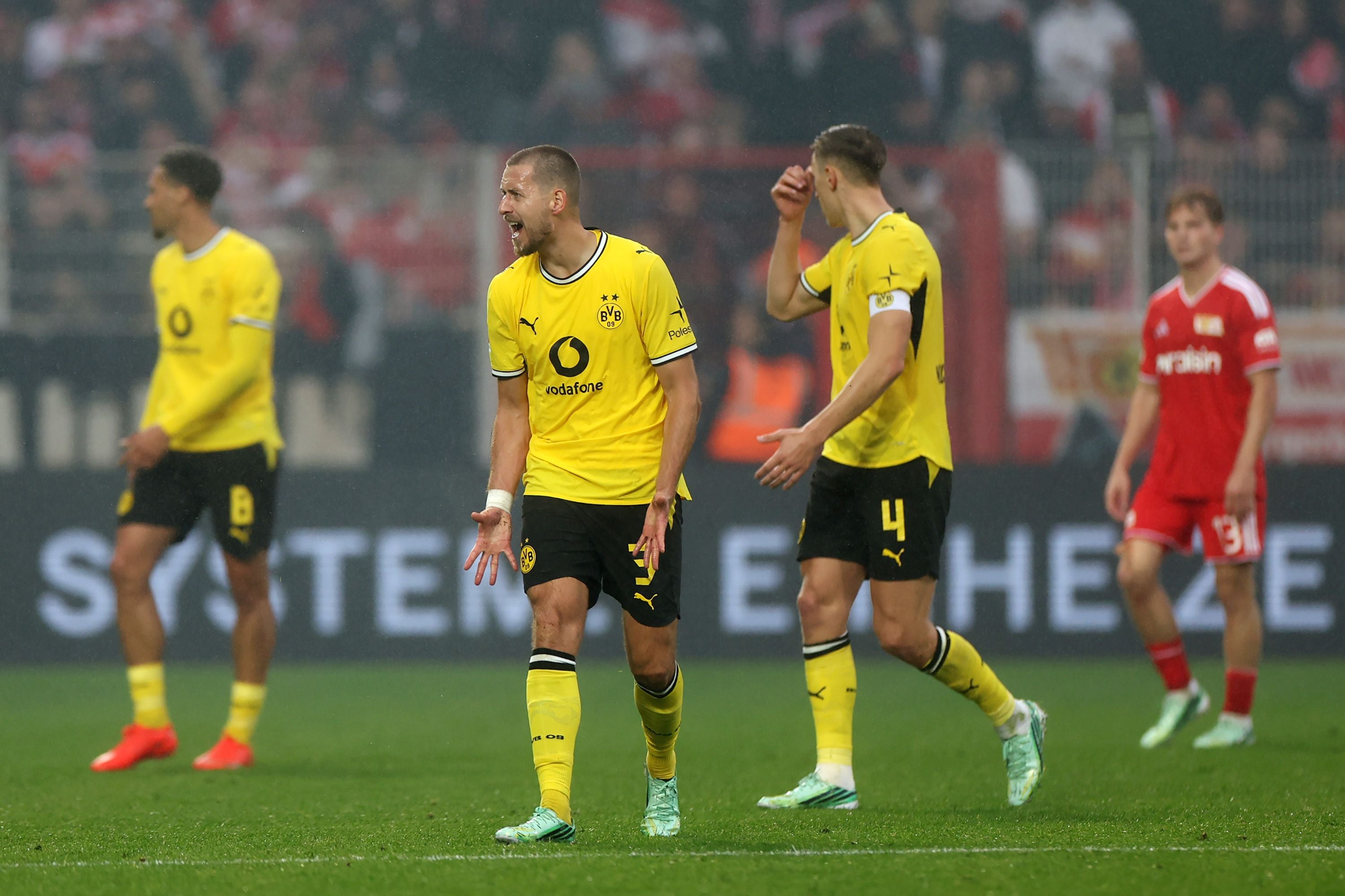 Riesen-Frust bei Borussia Dortmund.