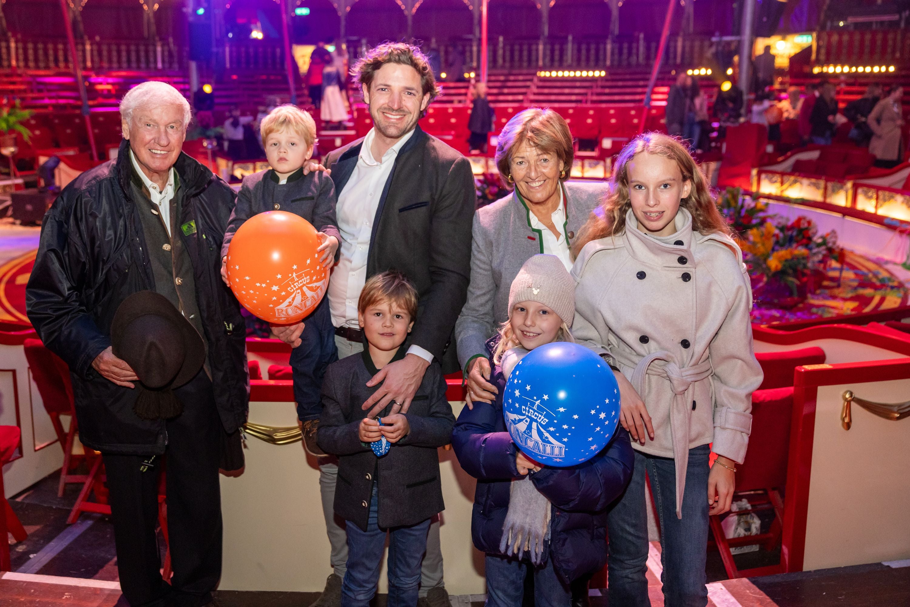 Balthasar und Magdalena Hauser mit Familie
