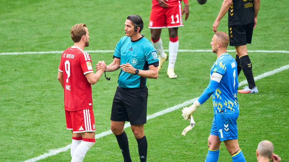 Schiri-Legende packt aus: Das steckt hinter dem Bayern-Bonus