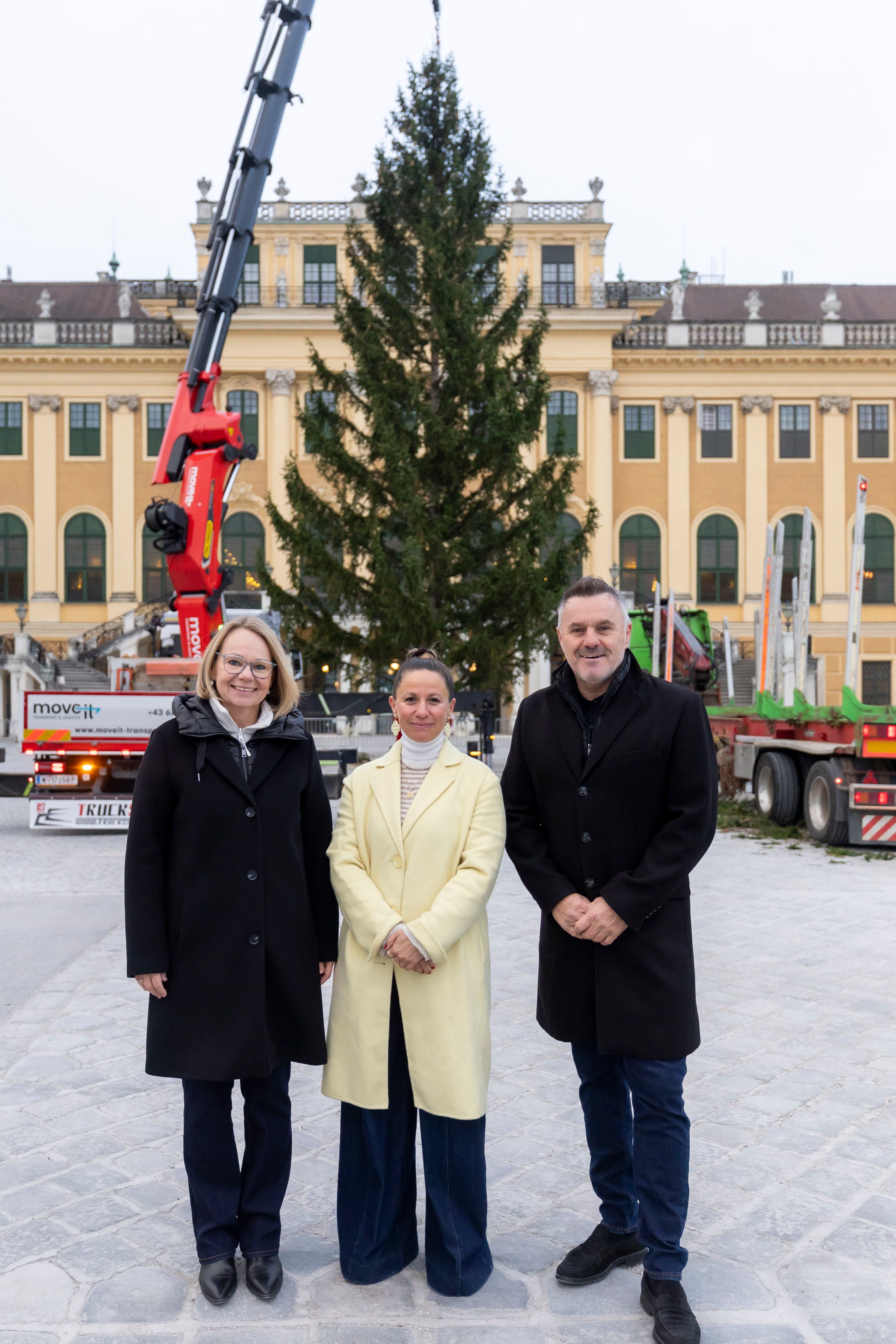 Andrea Kaltenegger (Österreichische Bundesforste), Katrin Edtmeier (Imperial Markets GmbH), Klaus Panholzer (Schönbrunn Group).