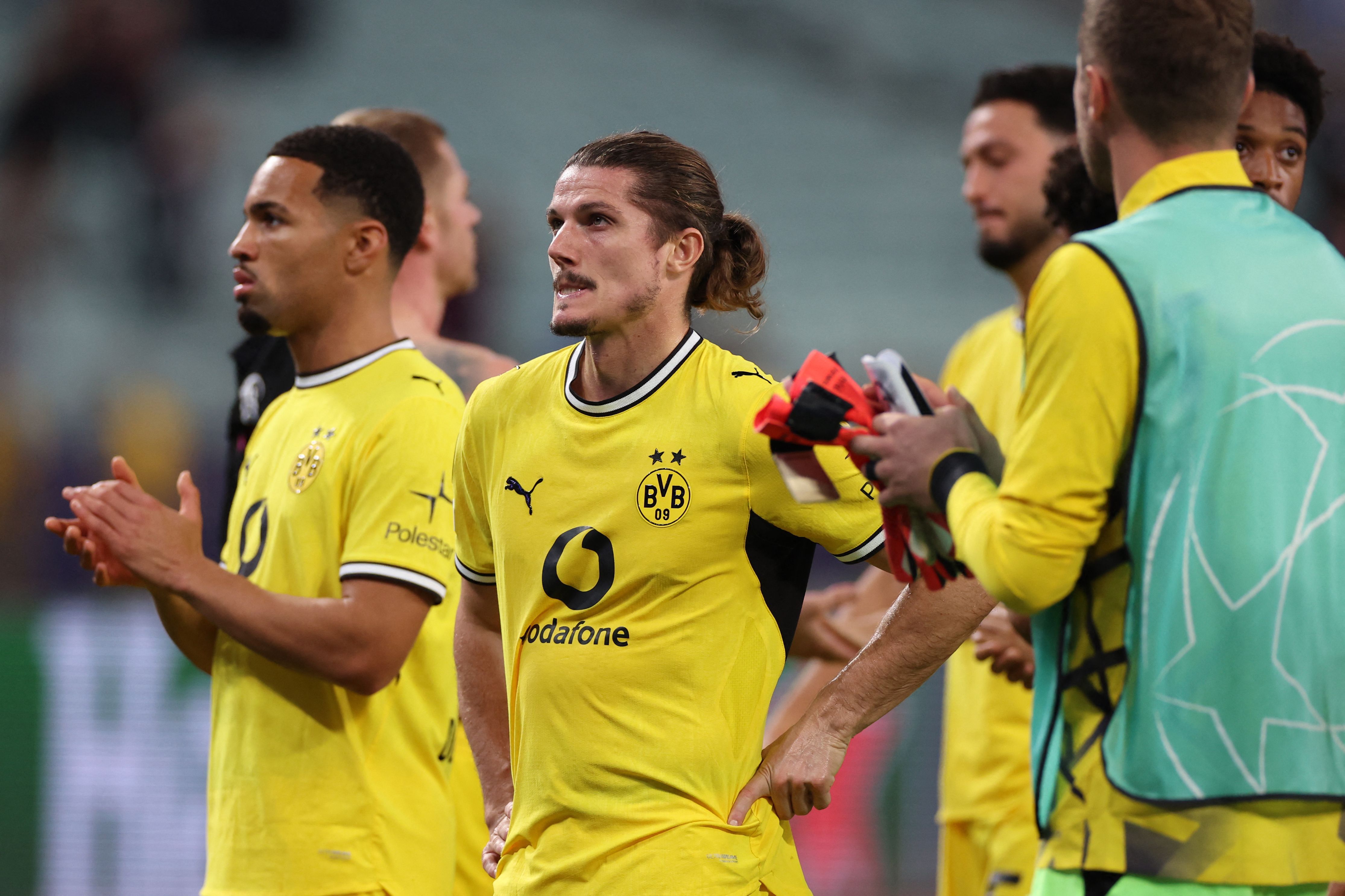 Marcel Sabitzer im gelben Borussia Dortmund-Trikot nach einem Champions-League-Spiel.