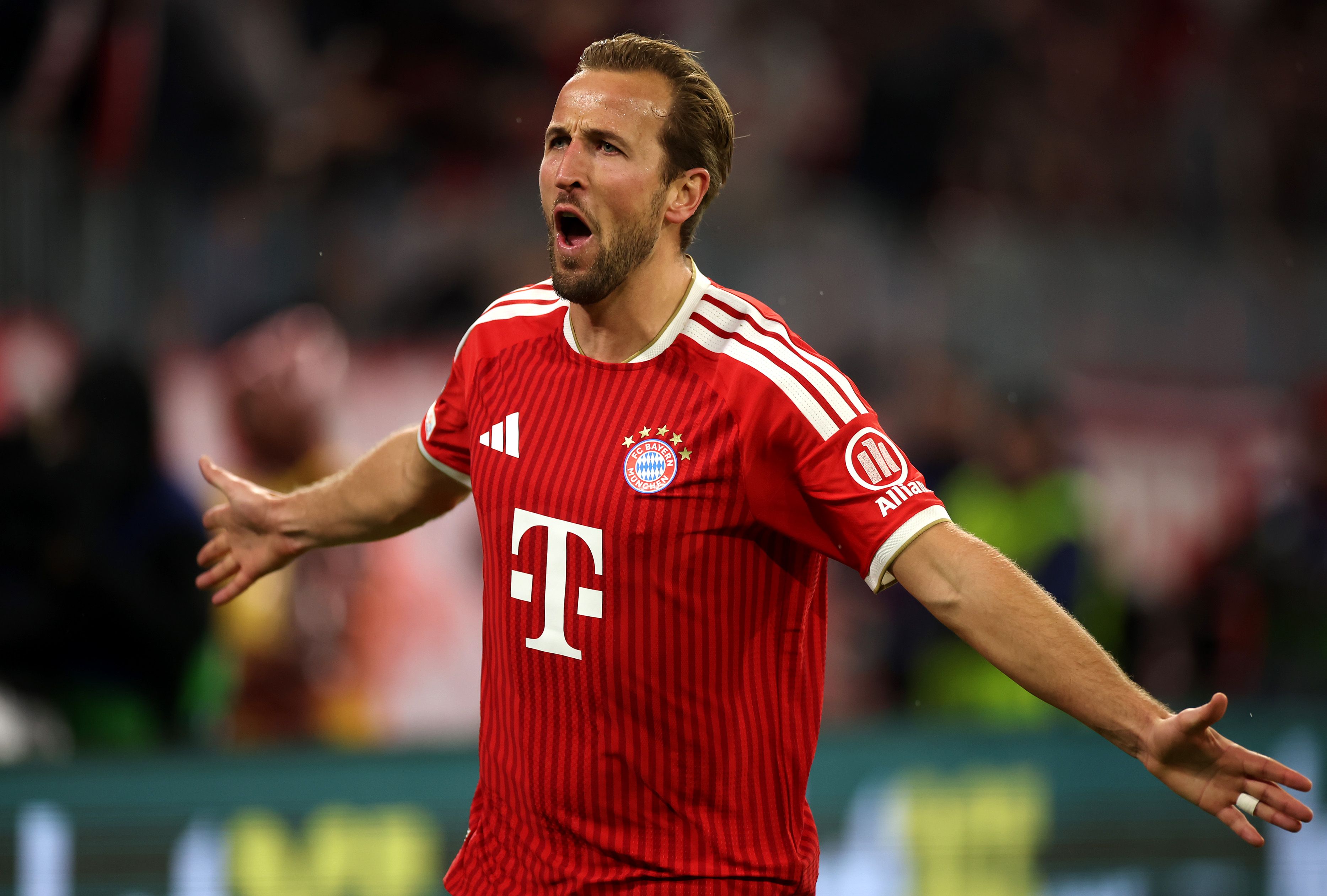 Harry Kane trifft gegen Arsenal und schreibt Bayern-Geschichte – jetzt nimmt der Torjäger Cristiano Ronaldos Champions-League-Rekord ins Visier.